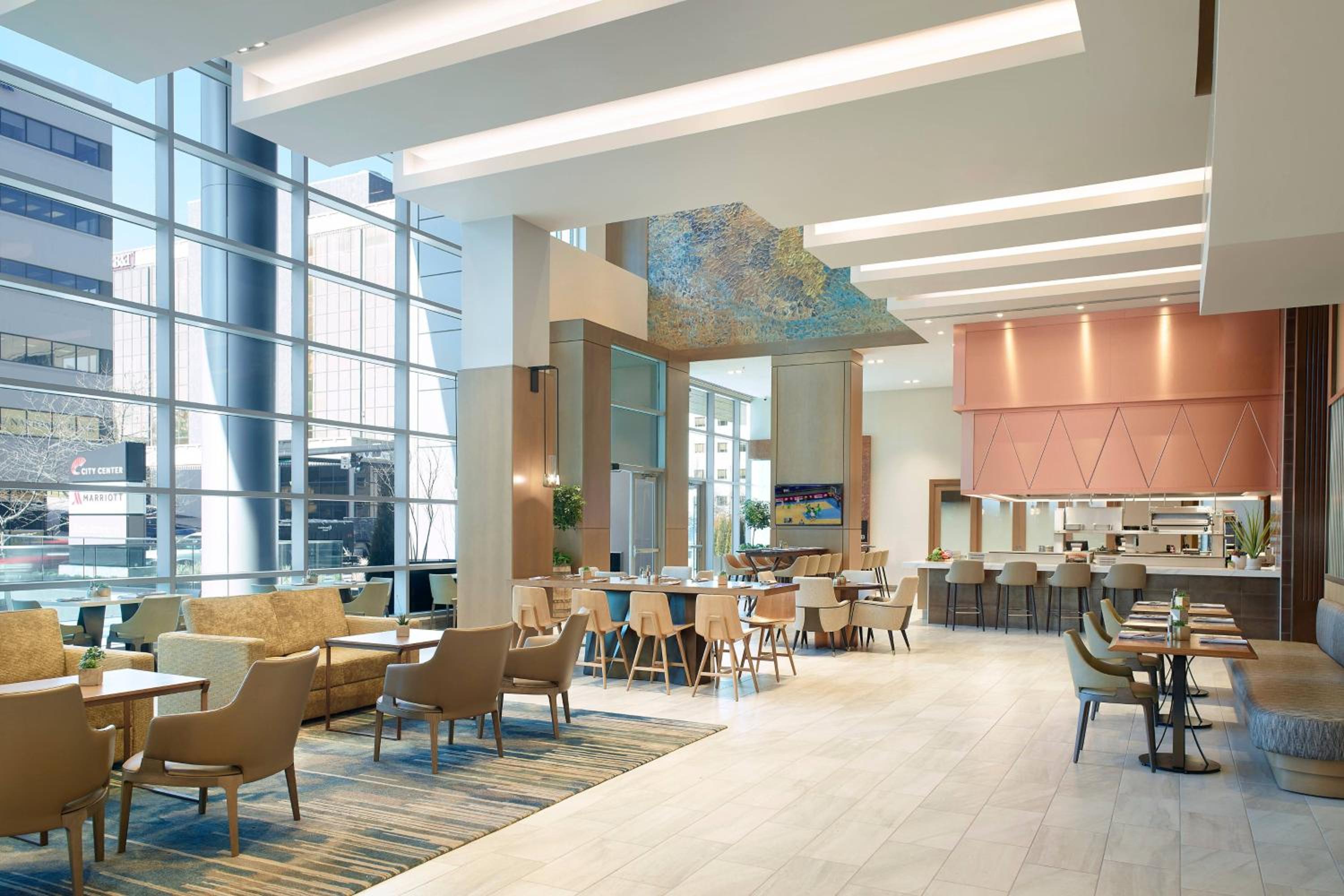 Lexington Vacations - Lexington Marriott City Center - Property Image 10
