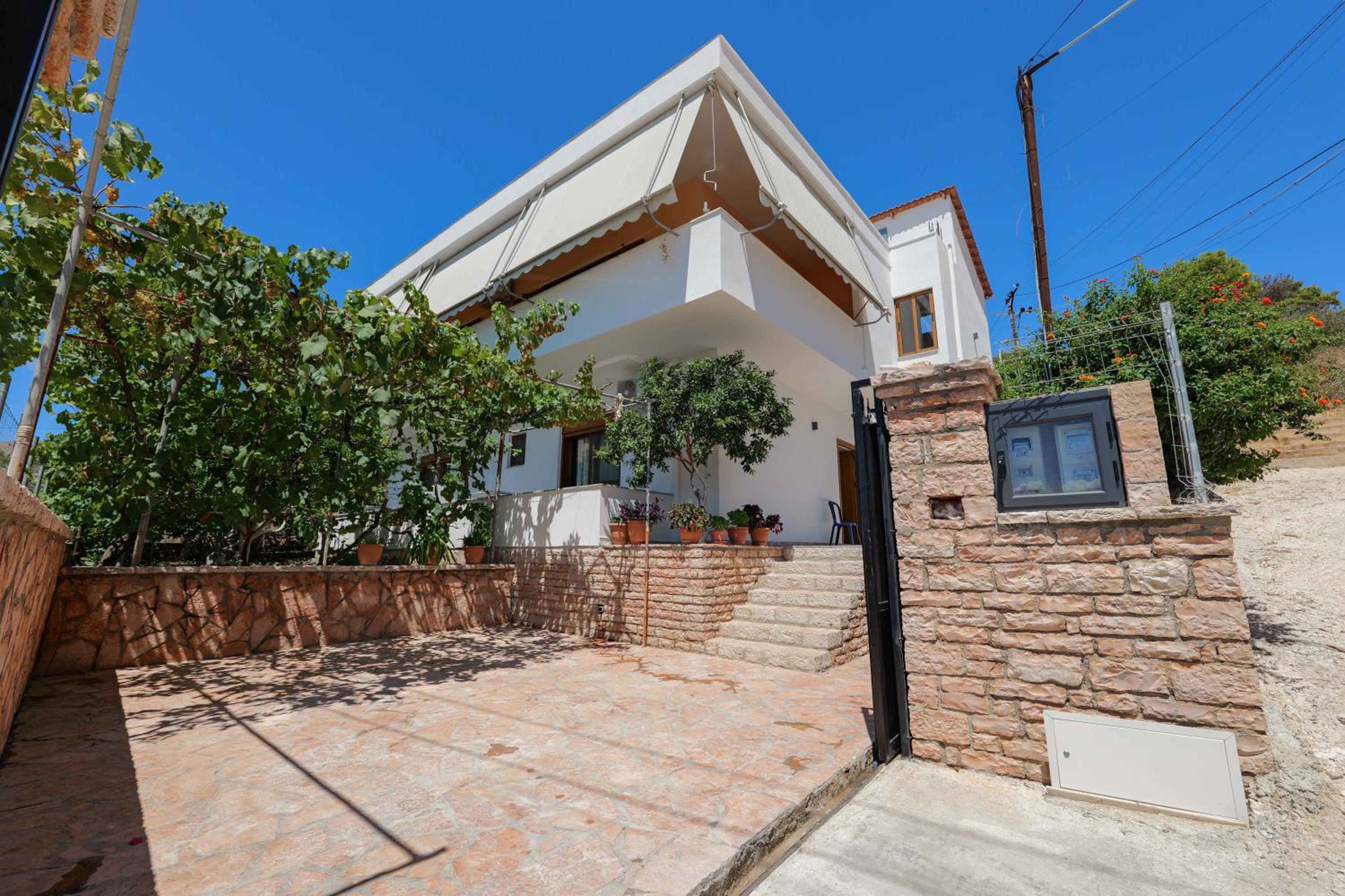 Villa Maçi