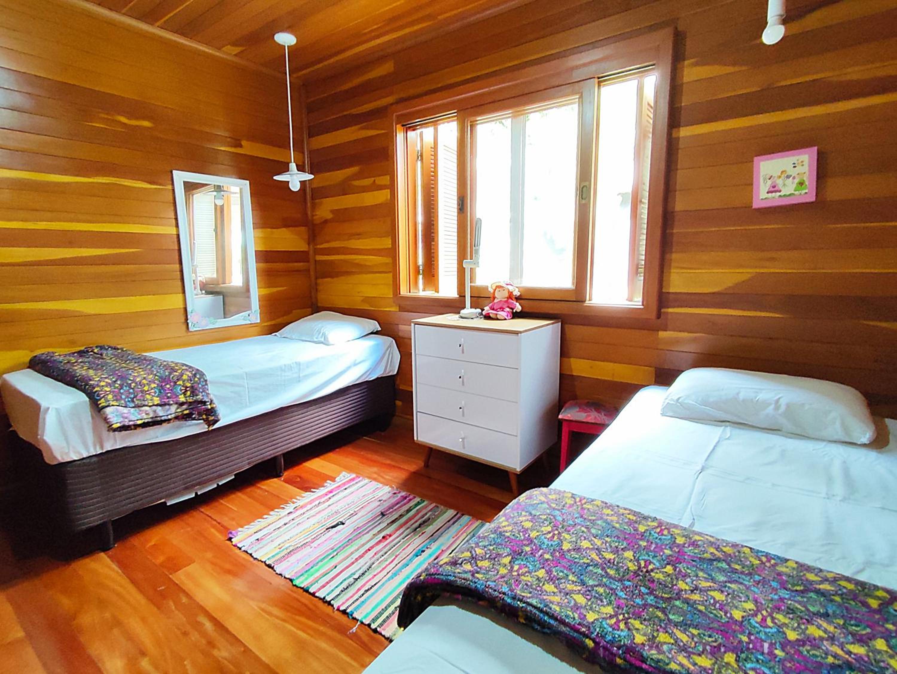 Charmosa Casa 3 quartos Lago Negro