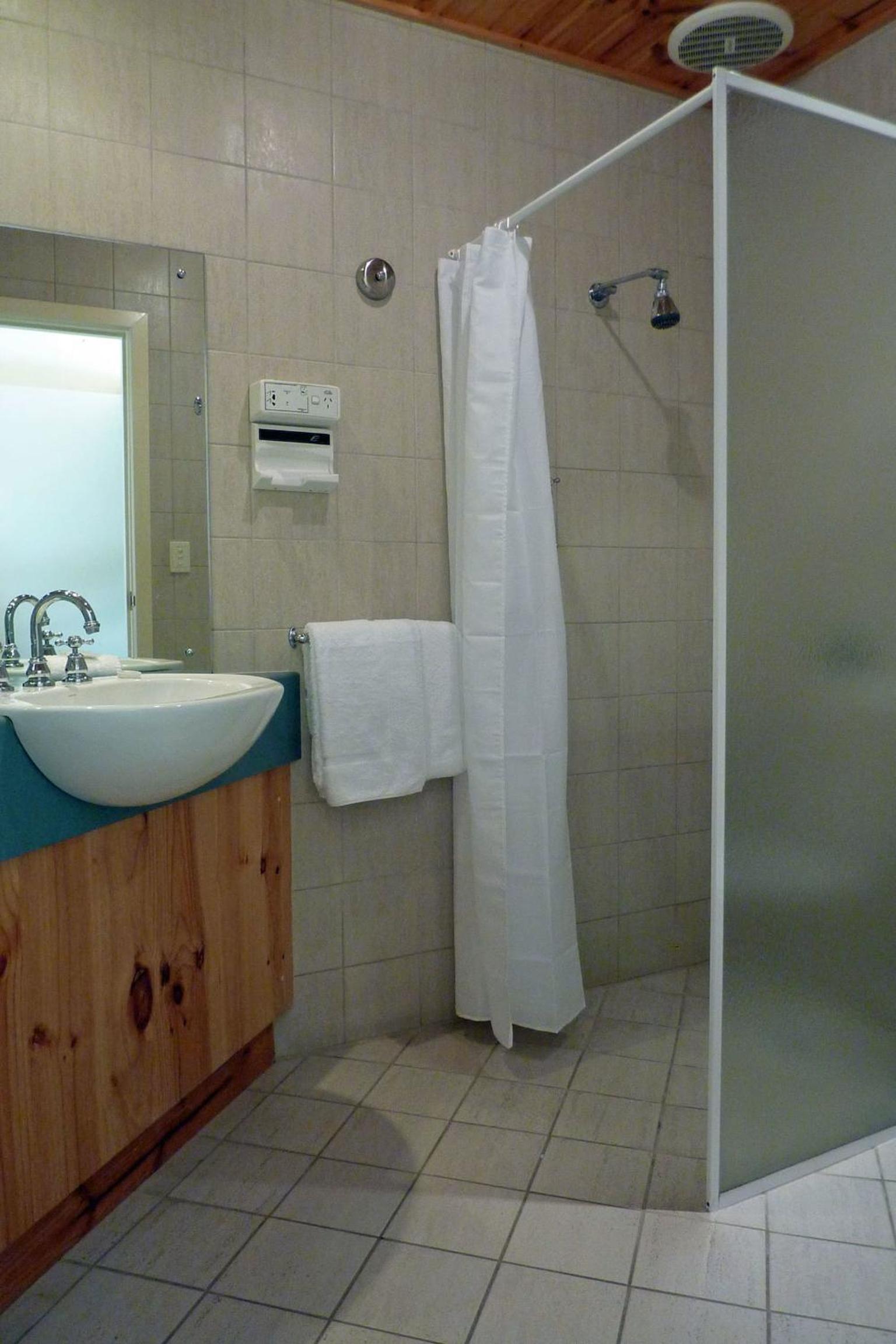 Coonawarra Place Motor Inn