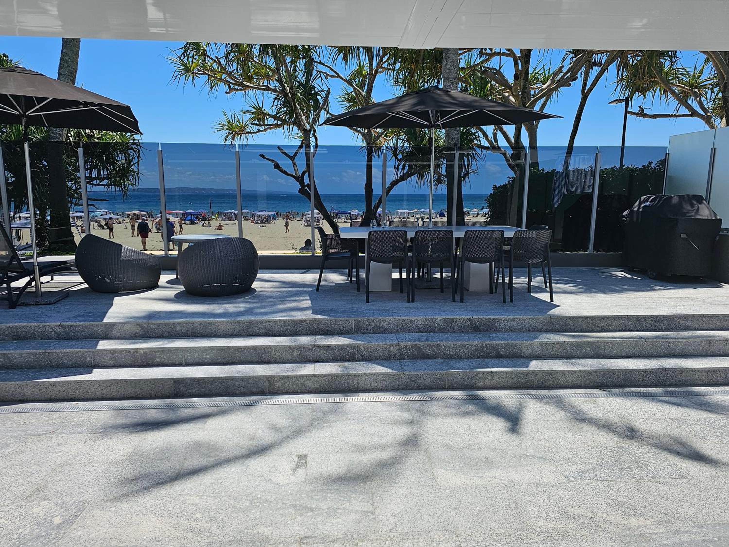 71 Hastings - Beachfront