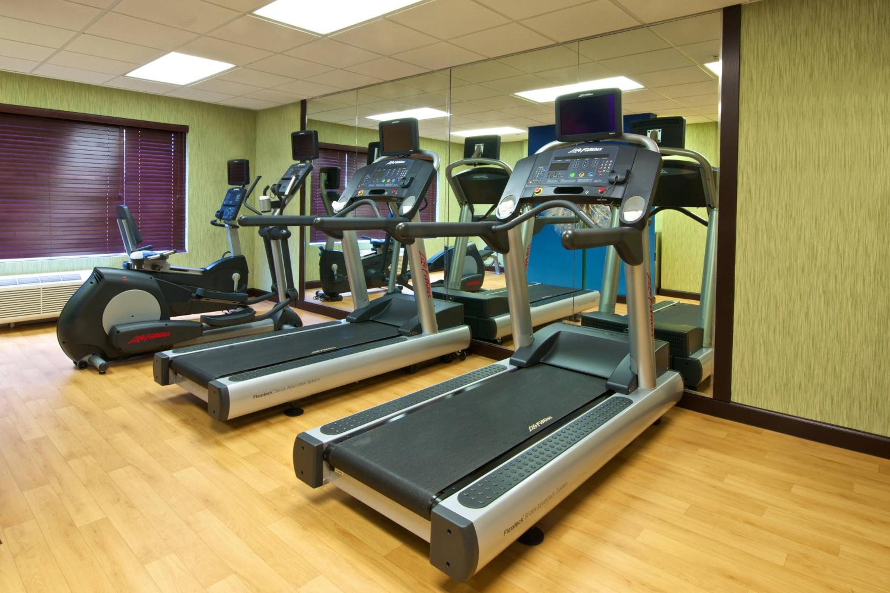 Jacksonville Vacations - Springhill Suites Jacksonville - Property Image 4
