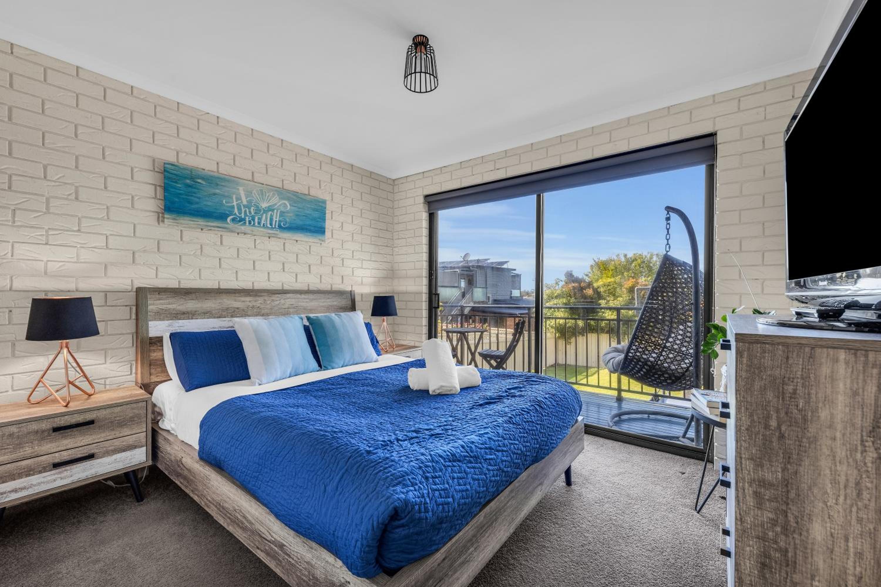 Capri Apartments