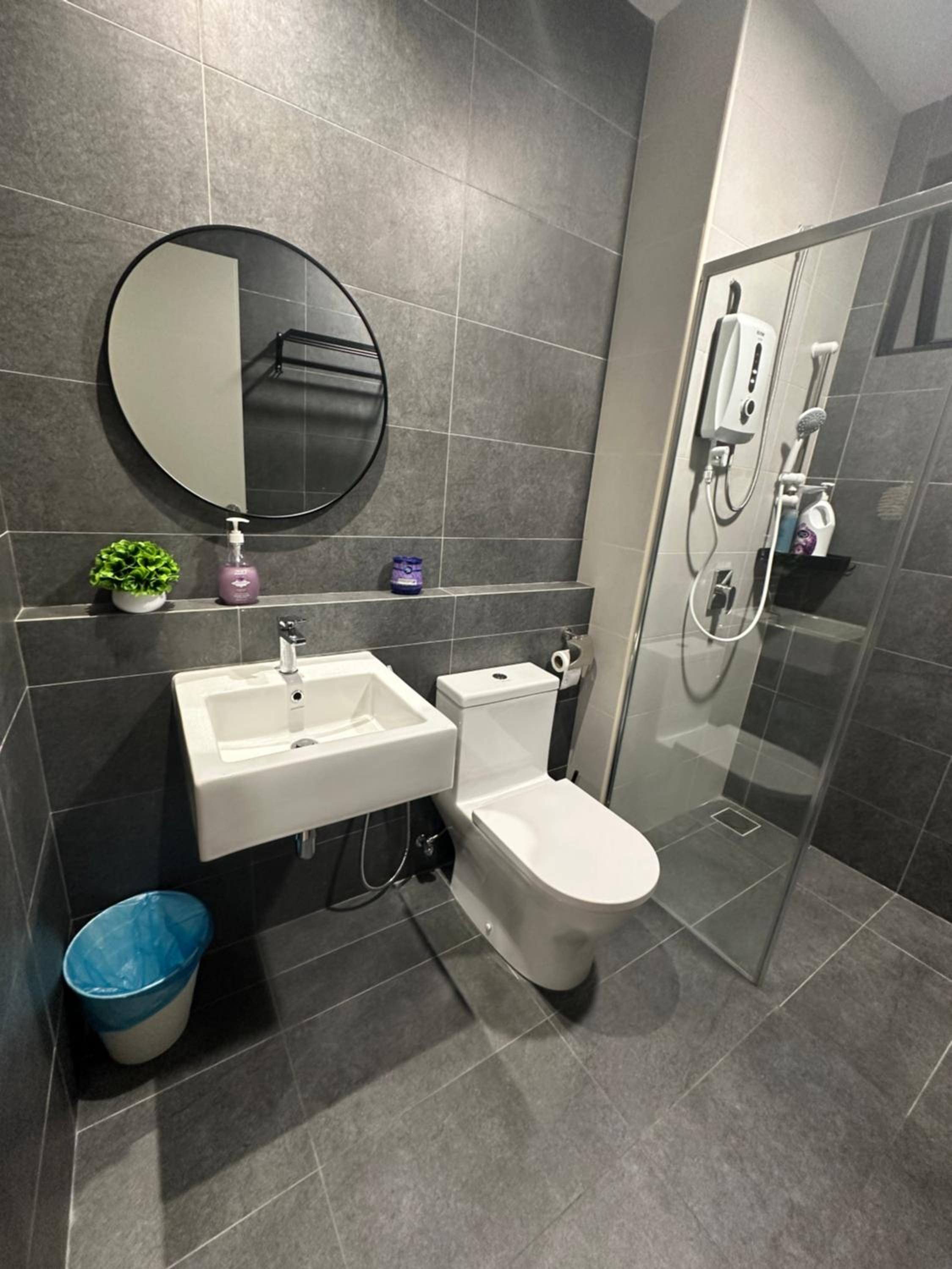 family suite Laville#velocity maluri by Homeizing