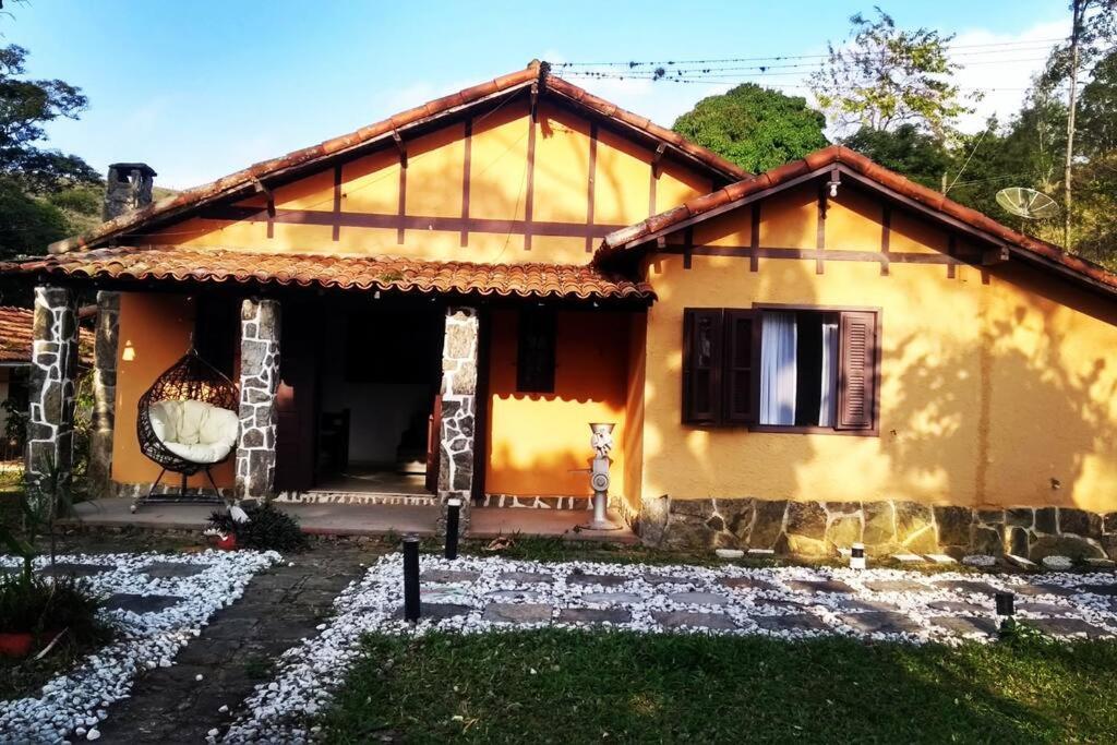 Casa de Campo: Sítio Santa Helena-Mendes RJ
