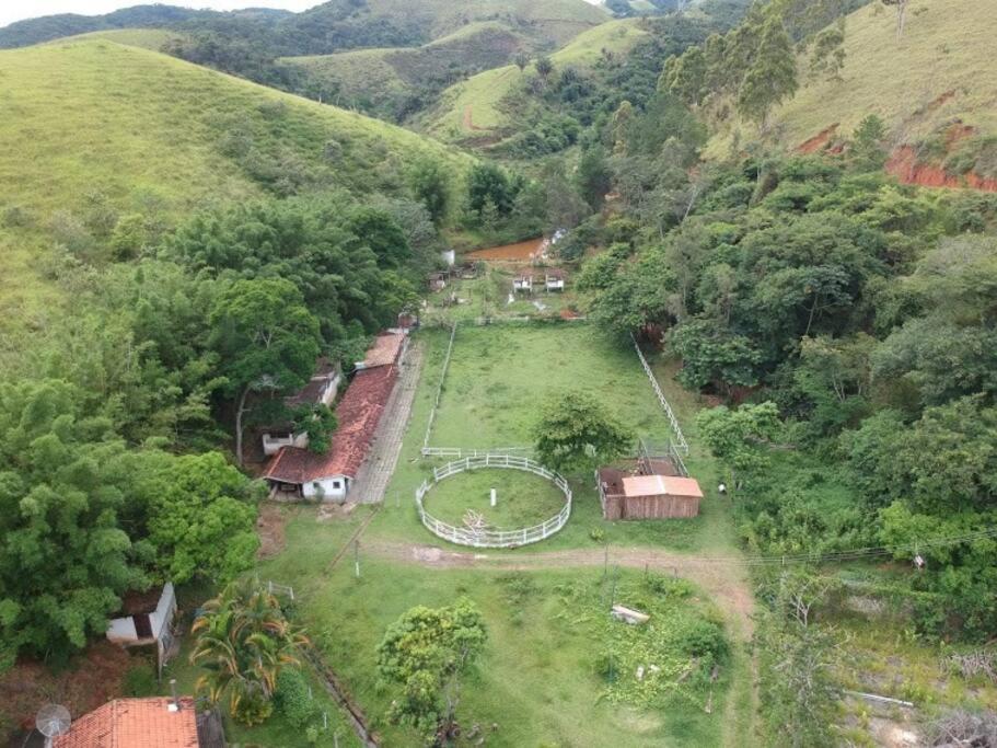 Casa de Campo: Sítio Santa Helena-Mendes RJ