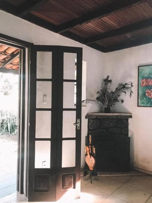 Casa de Campo: Sítio Santa Helena-Mendes RJ