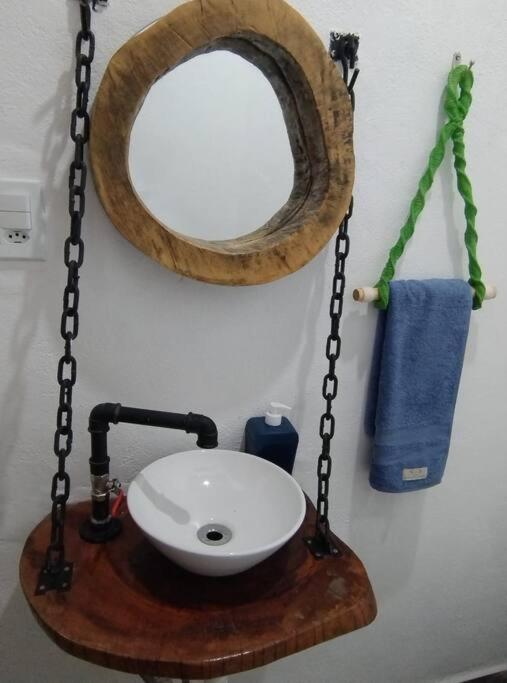 Casa de Campo: Sítio Santa Helena-Mendes RJ