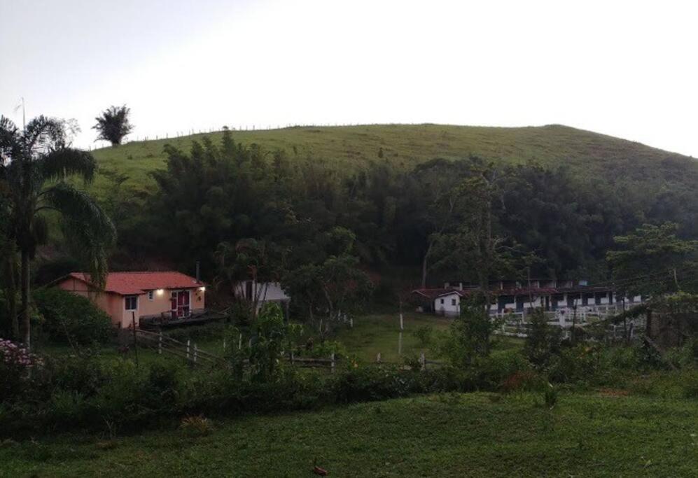 Casa de Campo: Sítio Santa Helena-Mendes RJ