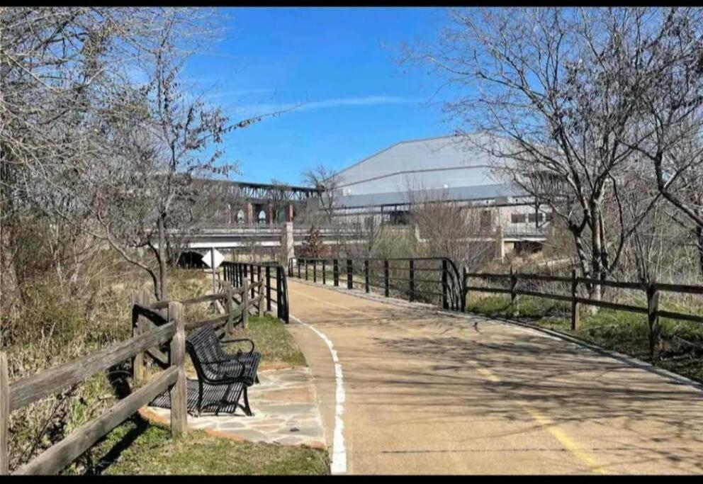 Steps Away from AT&T Stadium! Luxurious King Bed! view 2