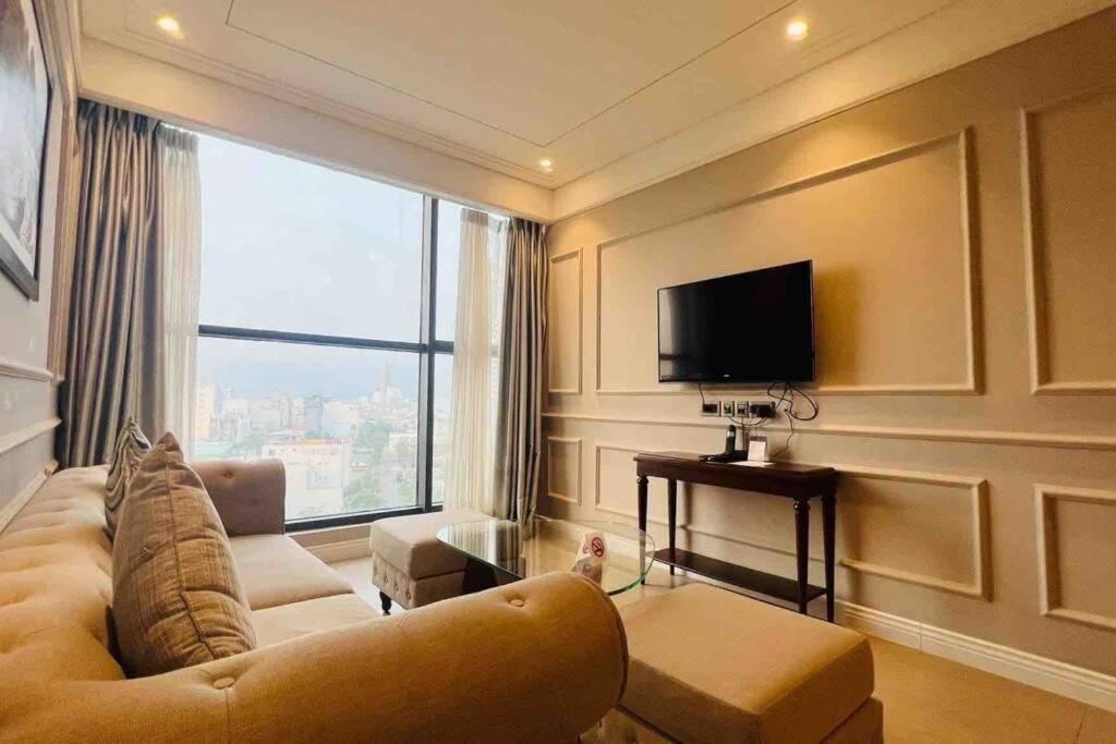 Altara Luxury Beachfront Suites
