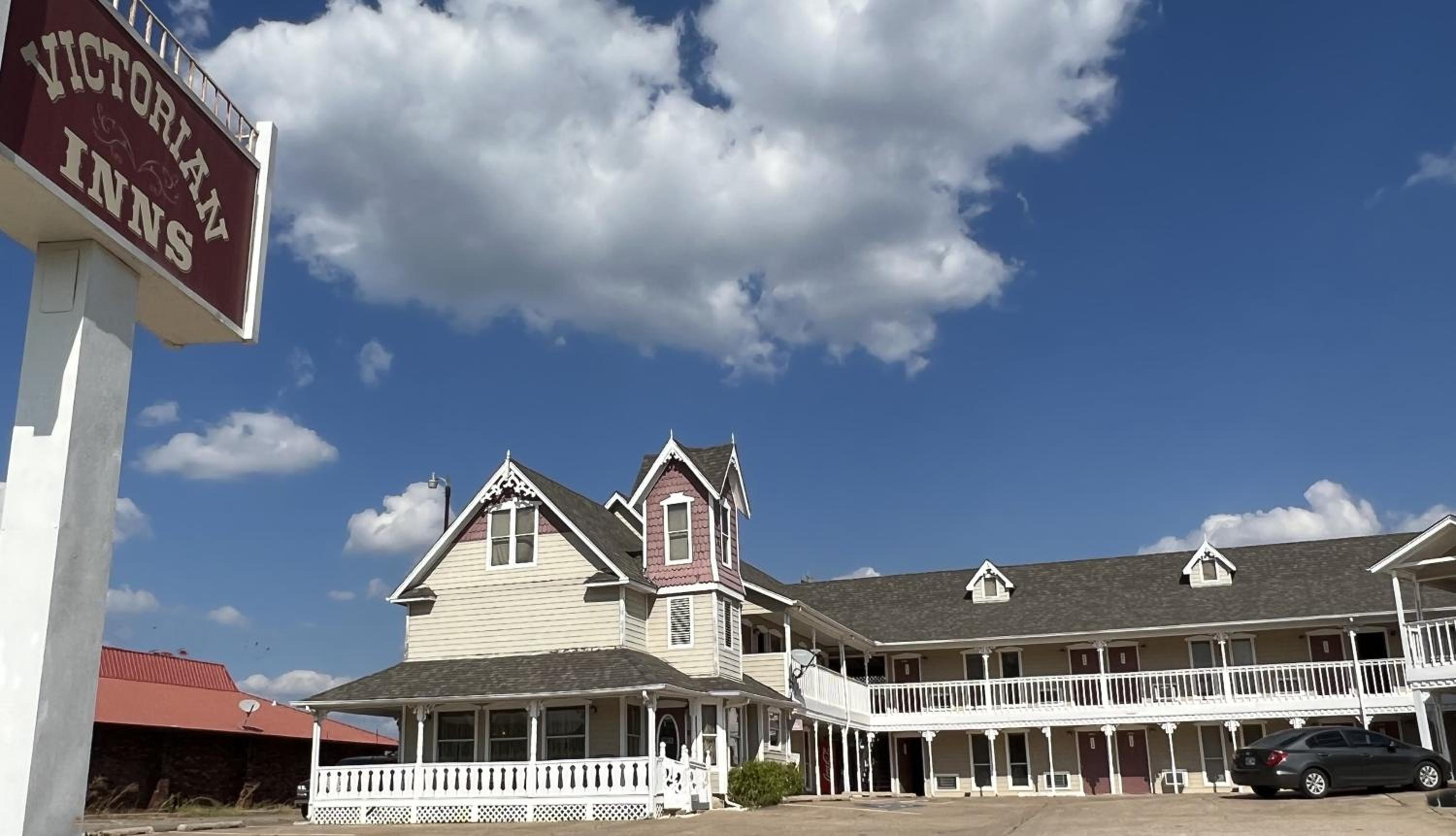 Victorian Inn