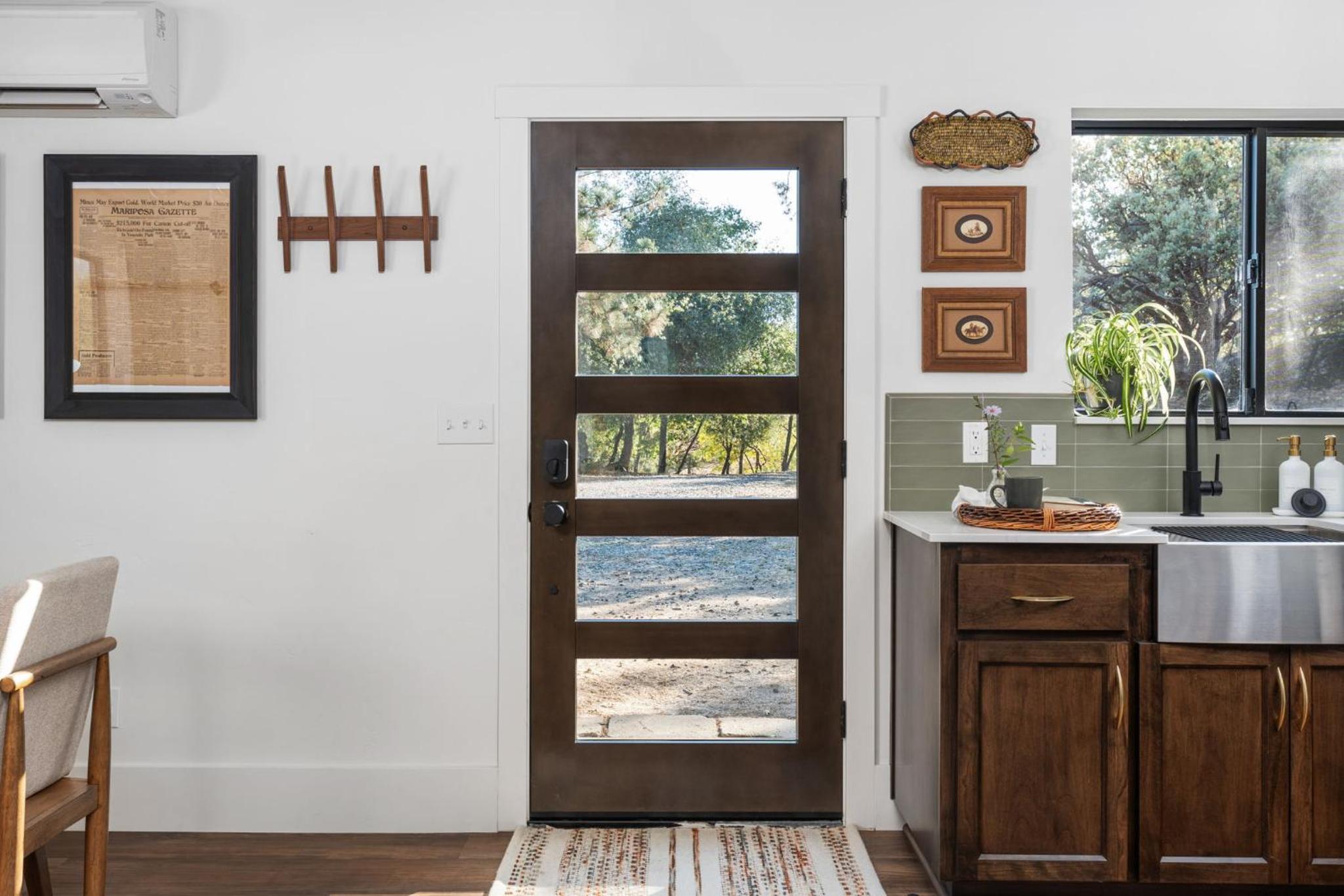 Manzanita Rest