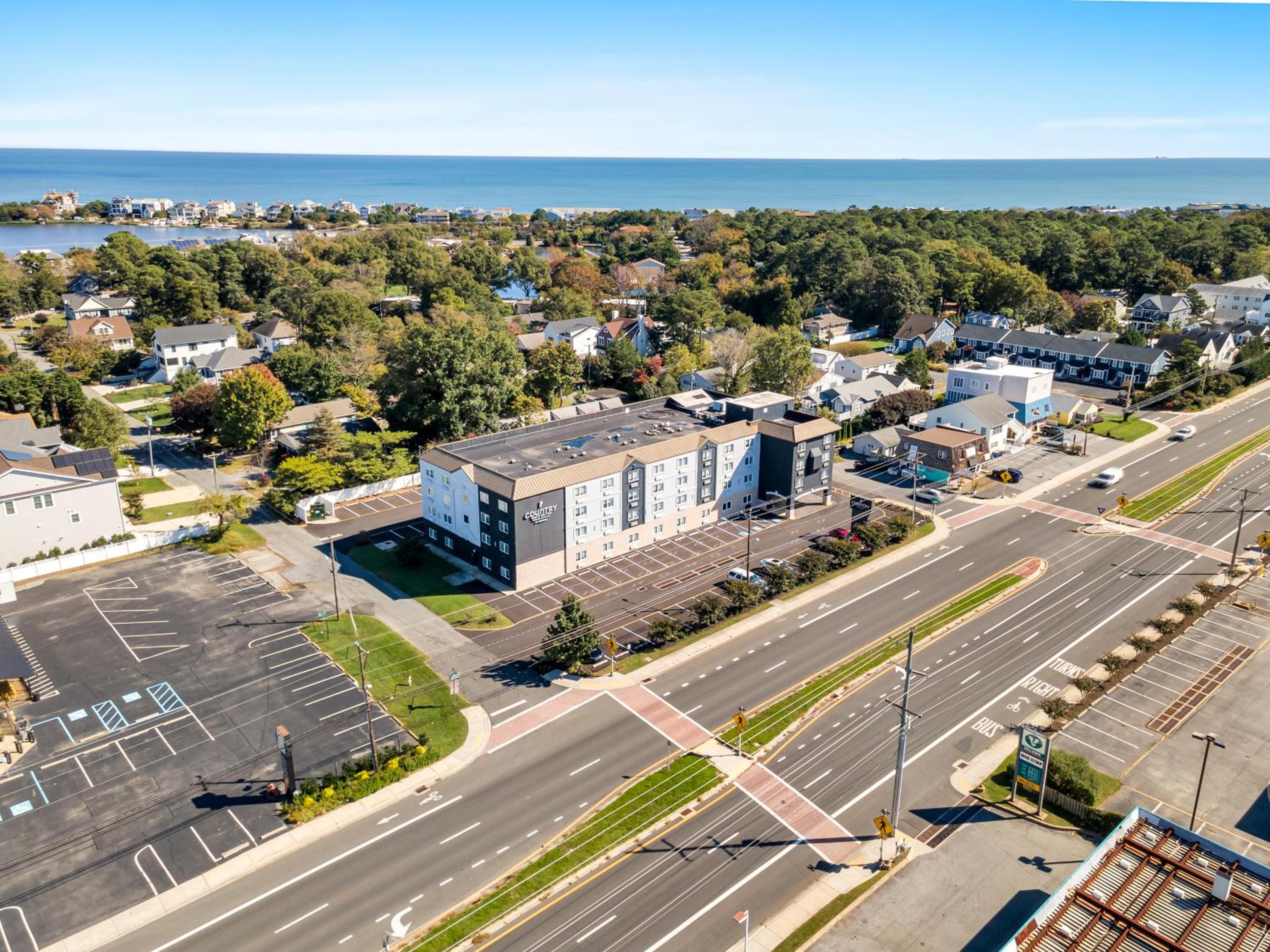 Rehoboth Beach Vacations - Country Inn  Suites by Radisson Rehoboth Beach - Dewey - Property Image 3