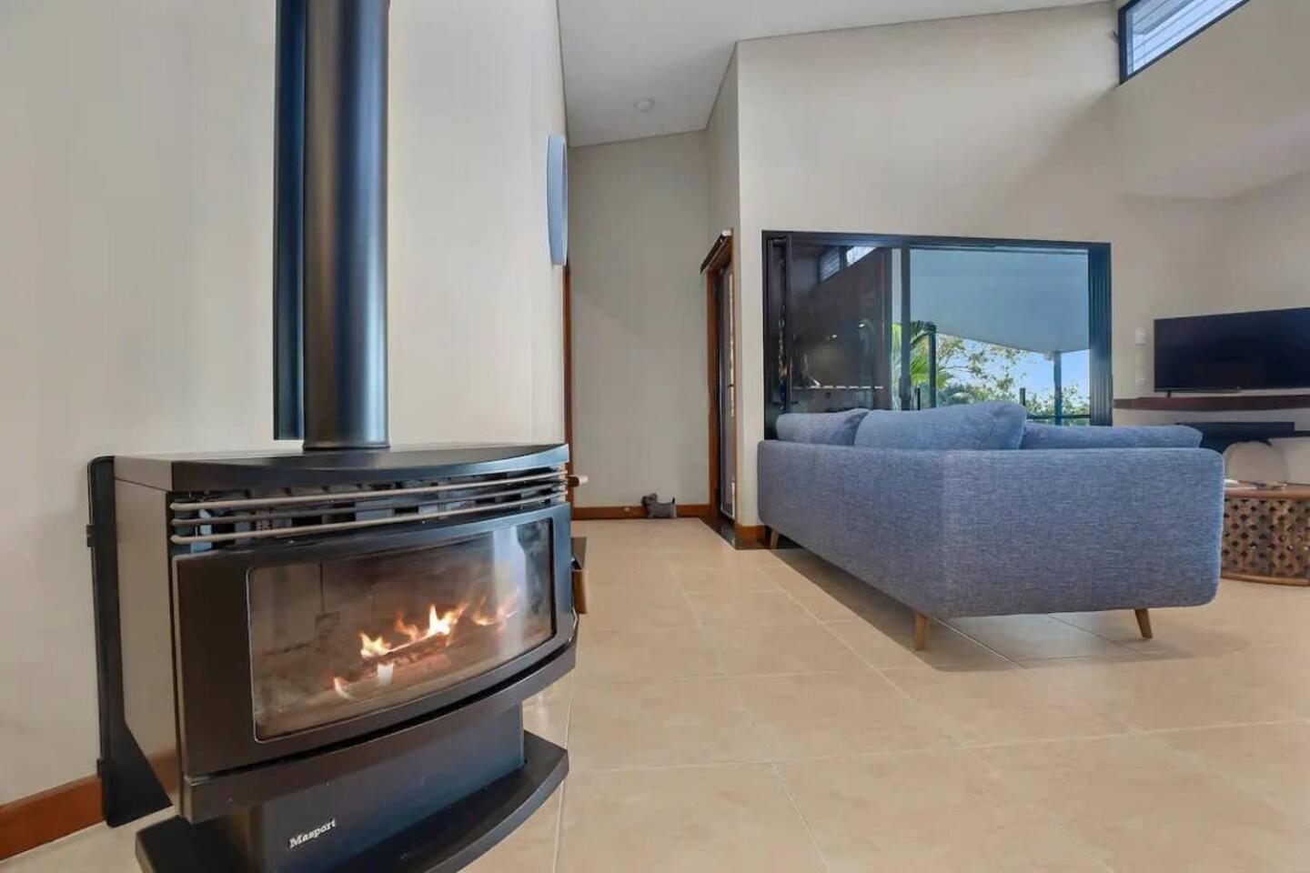 Spring is Here! Enjoy Exclusive Access for 9, Pool, Media Room, Acreage Estate in Magical Sunshine Coast