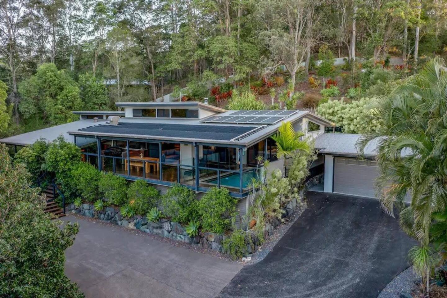 Spring is Here! Enjoy Exclusive Access for 9, Pool, Media Room, Acreage Estate in Magical Sunshine Coast