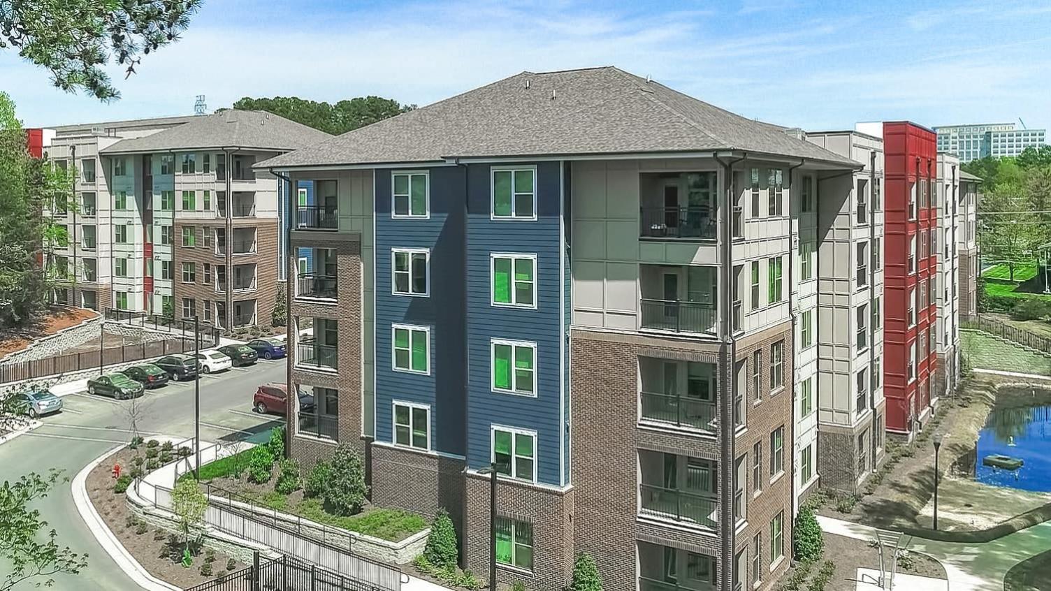 Raleigh Vacations - Modish and Spacious Apartments at The Exchange on Erwin in Durham, North Carolina - Property Image 34