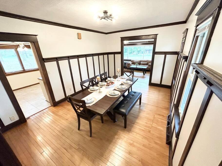 Spacious Home Lake Minnetonka Downtown Excelsior