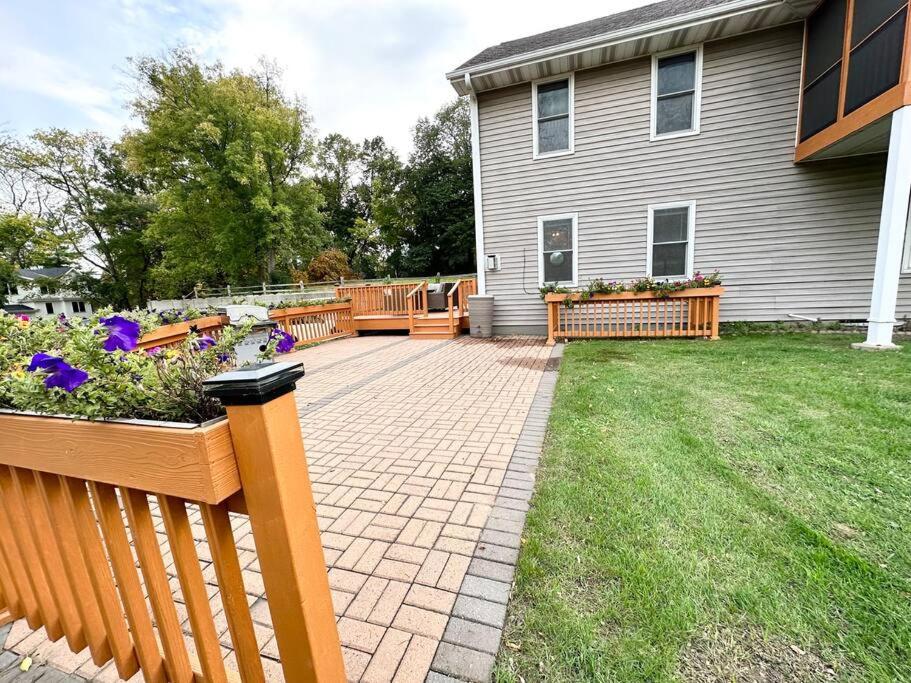Spacious Home Lake Minnetonka Downtown Excelsior
