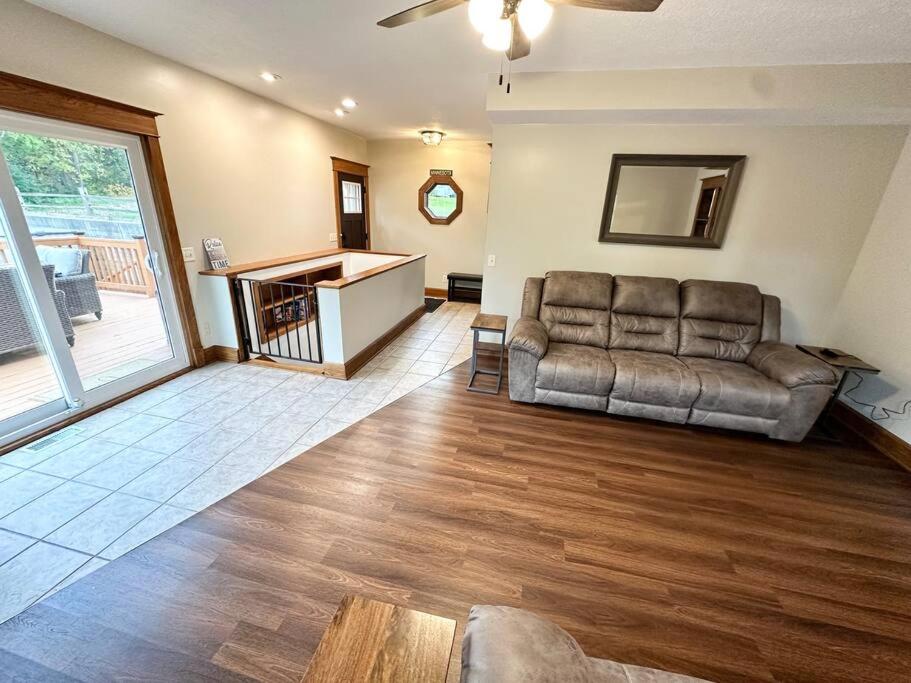 Spacious Home Lake Minnetonka Downtown Excelsior