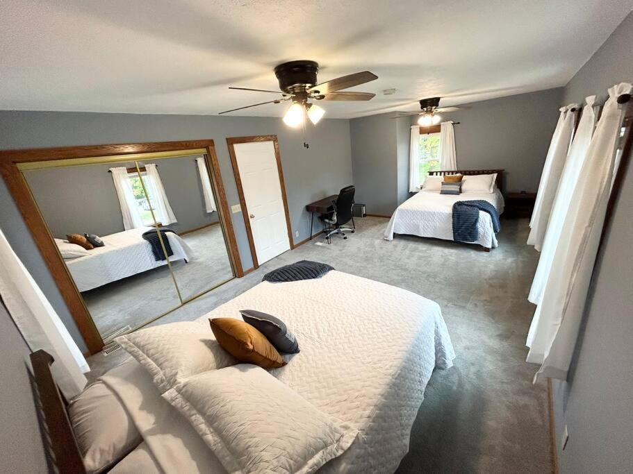 Spacious Home Lake Minnetonka Downtown Excelsior