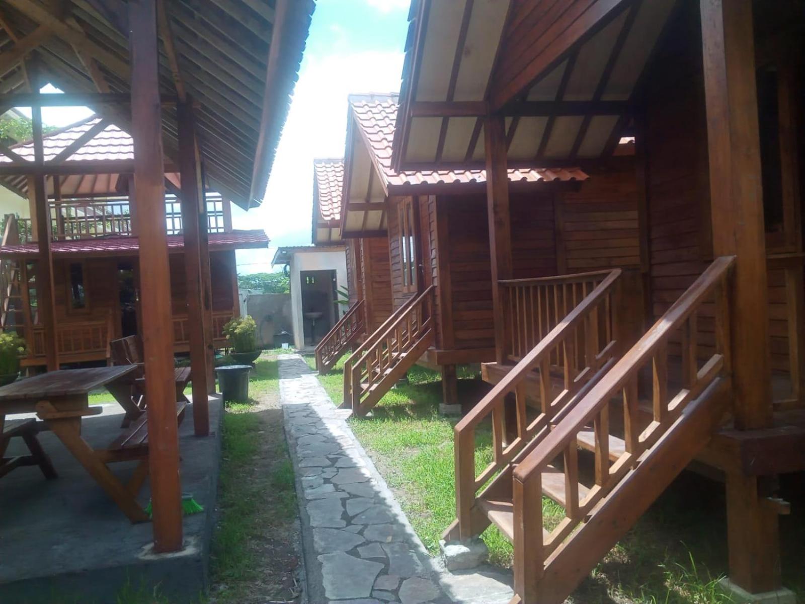 Mayeka Transit Hostel Bandara Internasional Lombok
