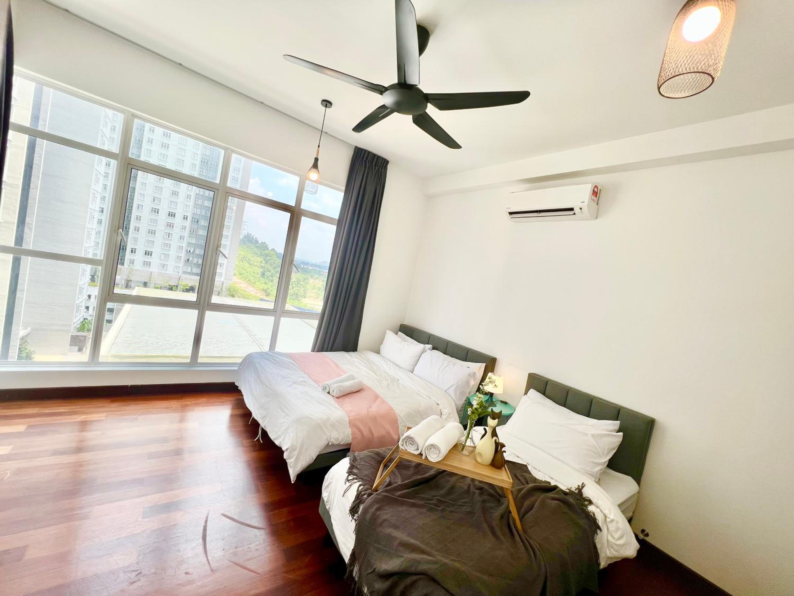 O2 1-10Pax Pavilion Bukit Jalil 3Room Balcony WiFi