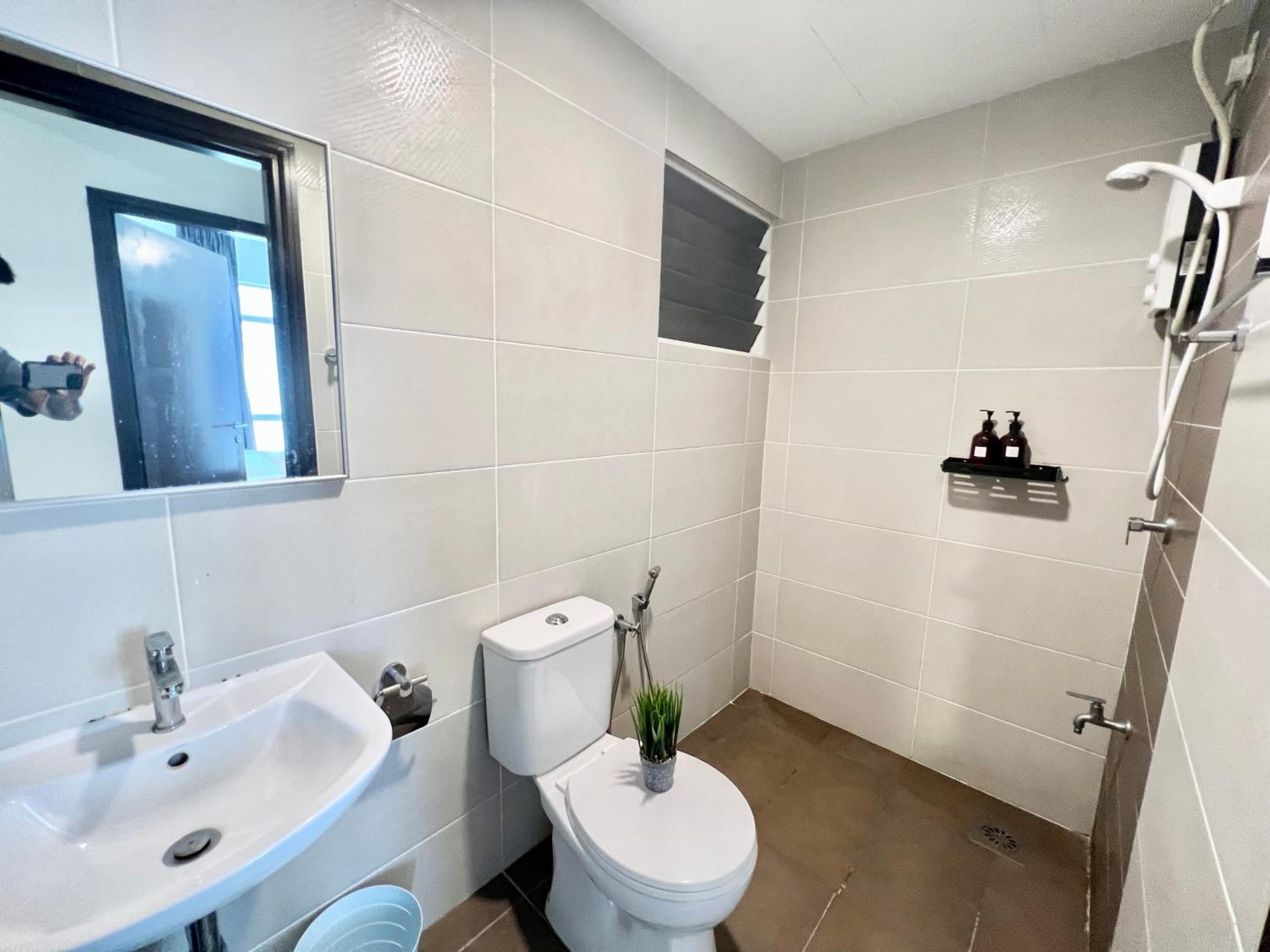 O2 1-10Pax Pavilion Bukit Jalil 3Room Balcony WiFi