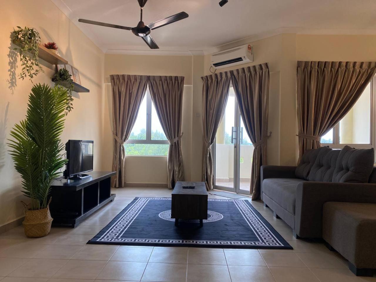 Desaru Beach Resort Family Suite 5GWifi Netflix D3A12 view 4