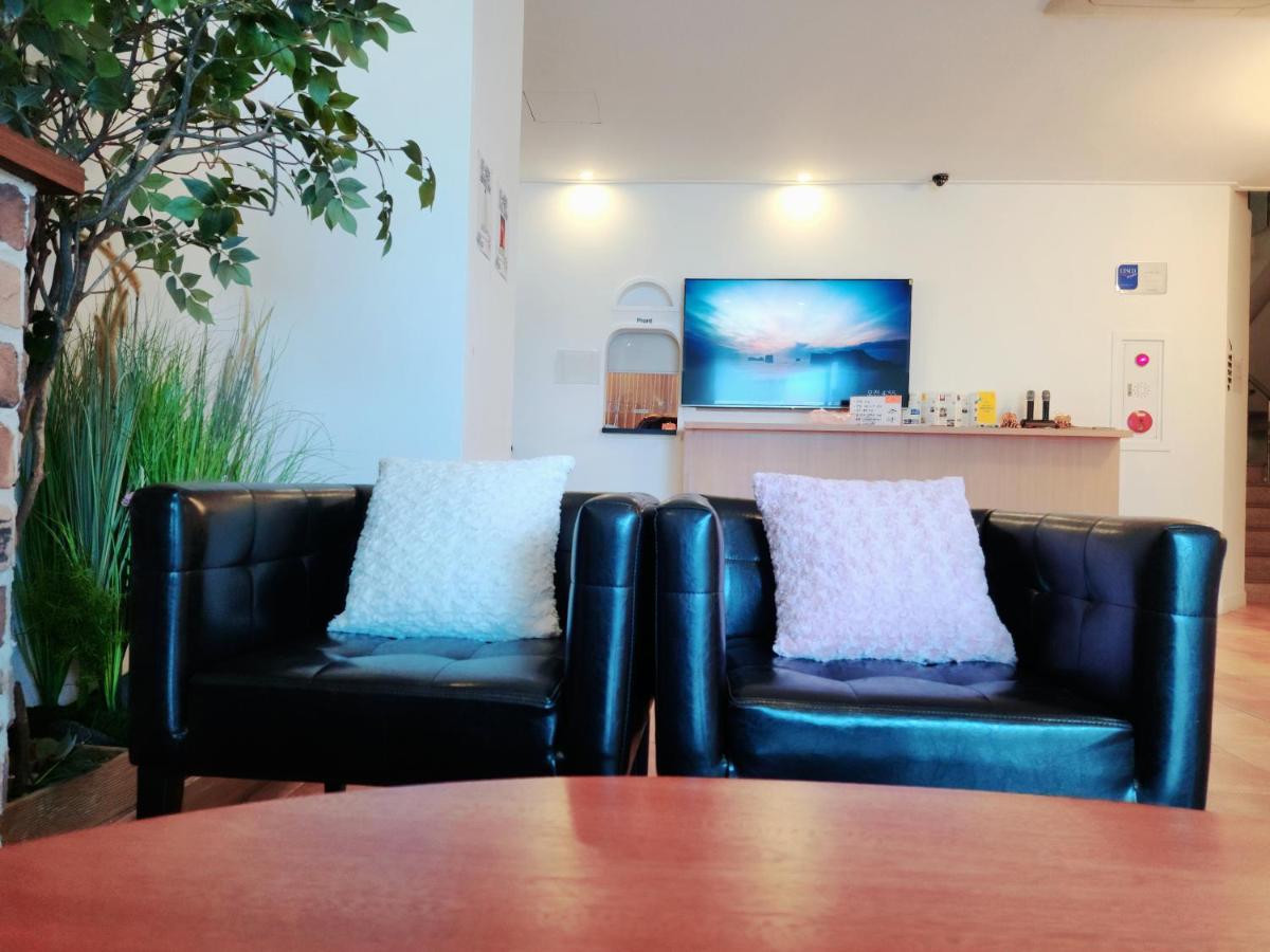 hotel reception