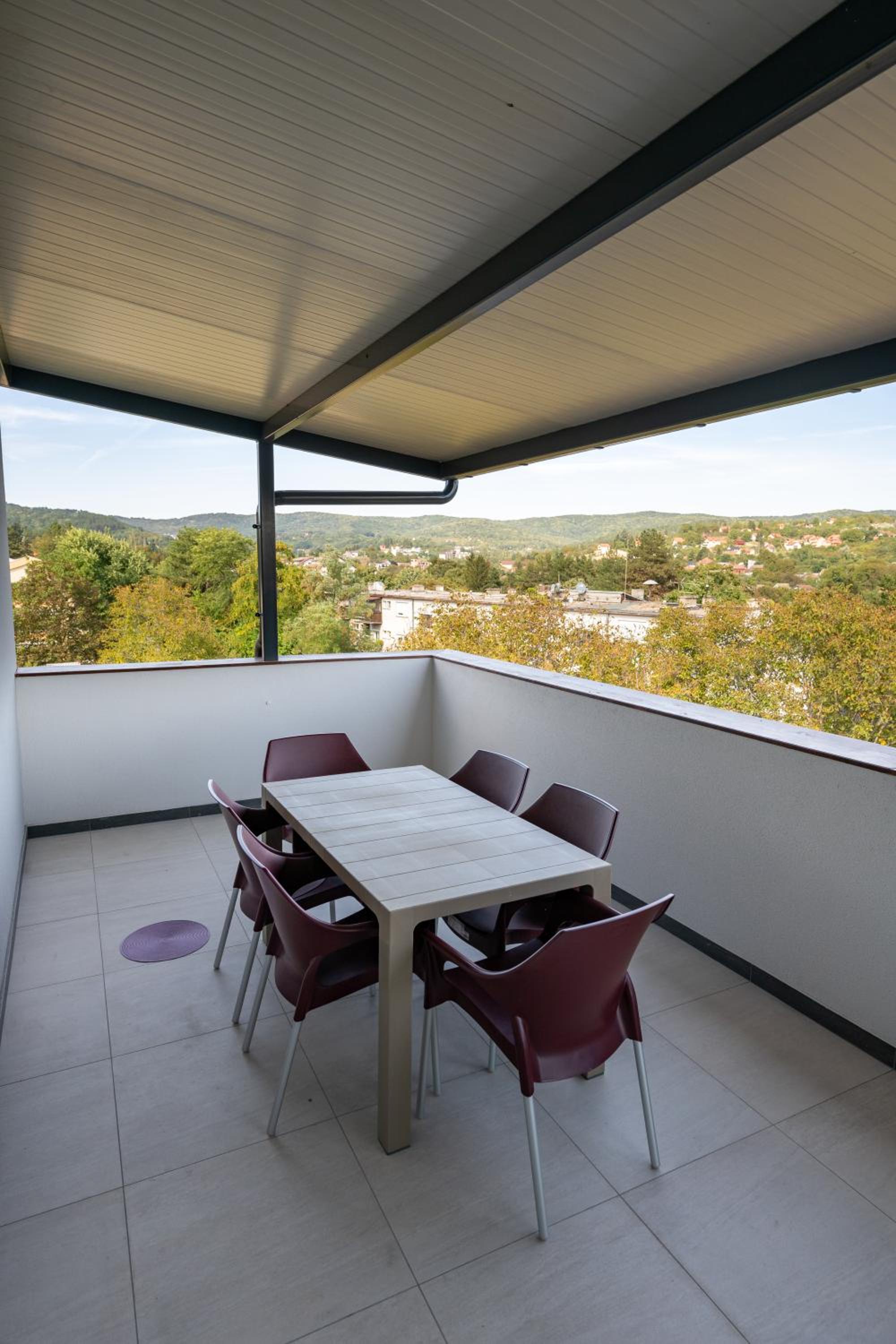 M&A Apartmani