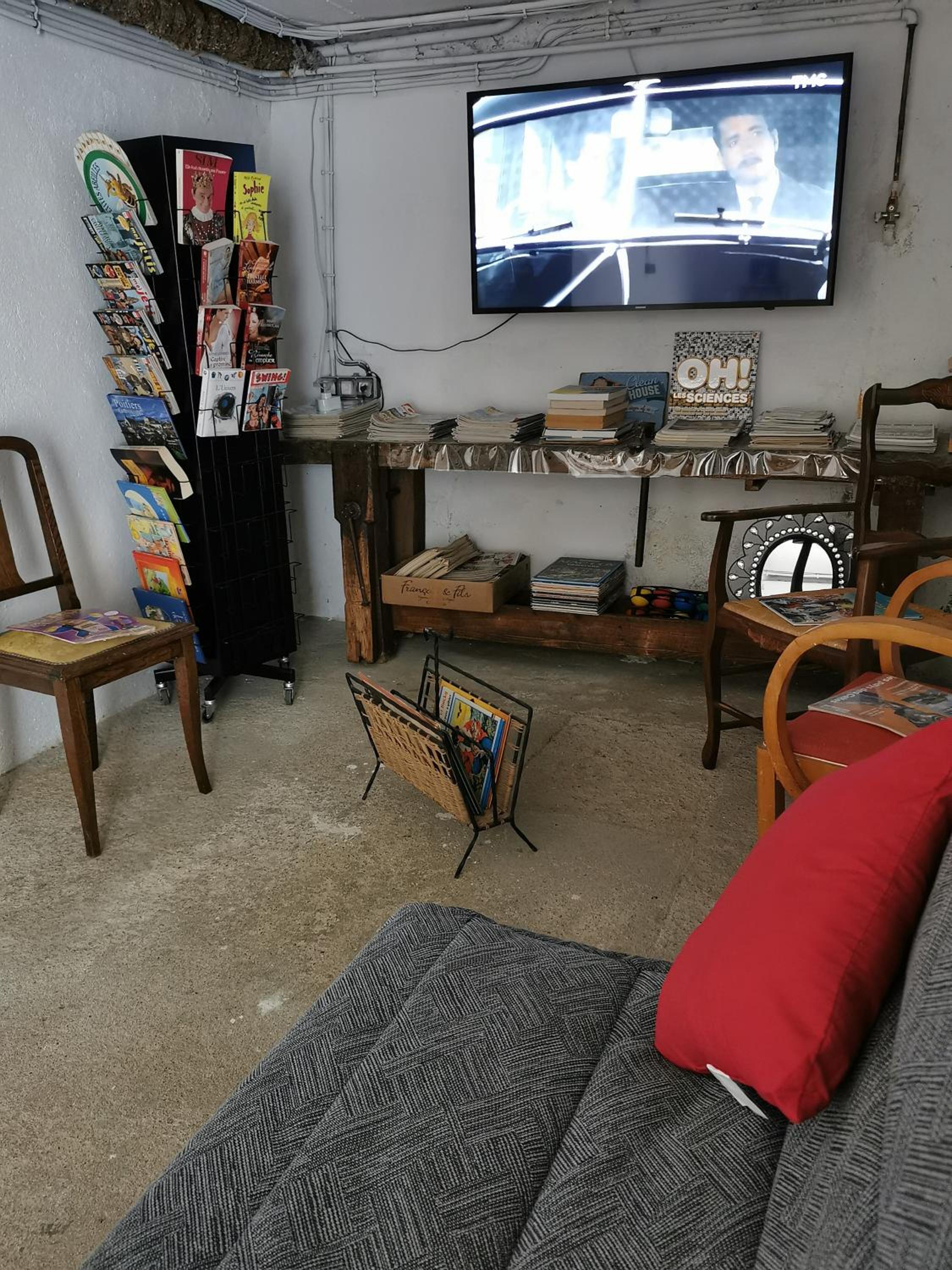 Photo 8