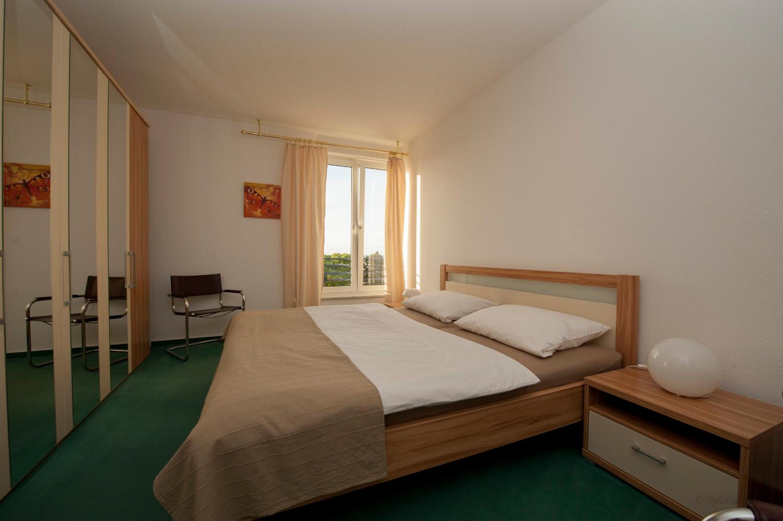 Villa Meerblick Warnemünde - Ferienwohnung mit Meerblick in erster Reihe zum Strand und Promenade
