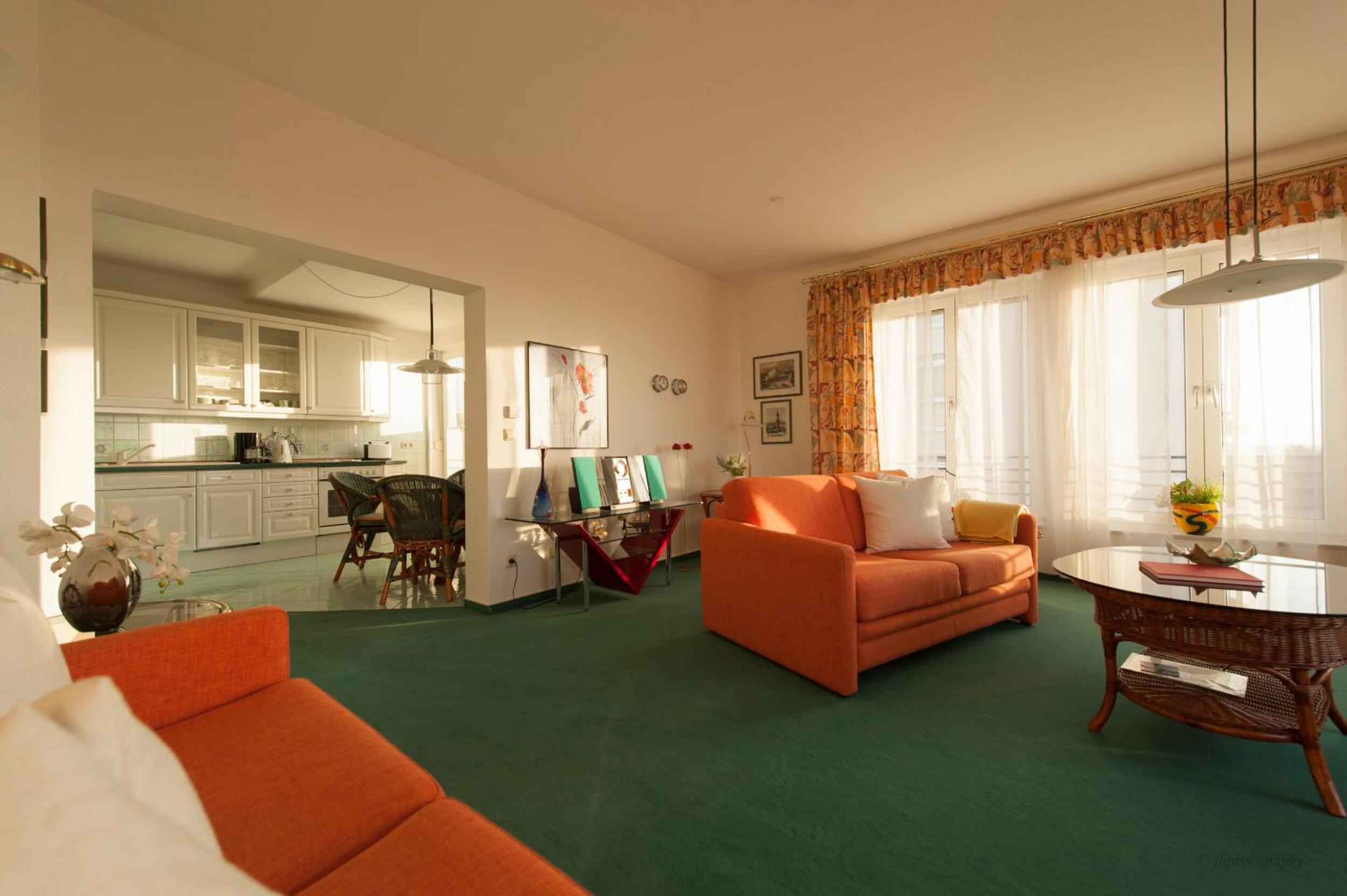 Villa Meerblick Warnemünde - Ferienwohnung mit Meerblick in erster Reihe zum Strand und Promenade