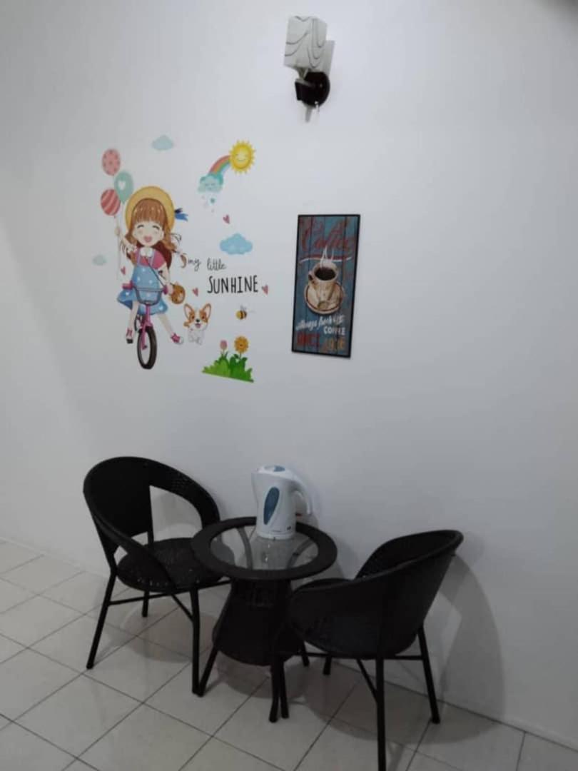 Everyone Knows EOK Homestay Studio Deluxe in Lot 10 Pangkor photo 5