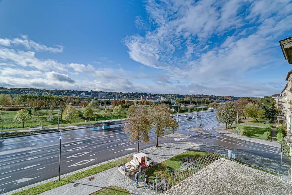 Arena Park Apartment