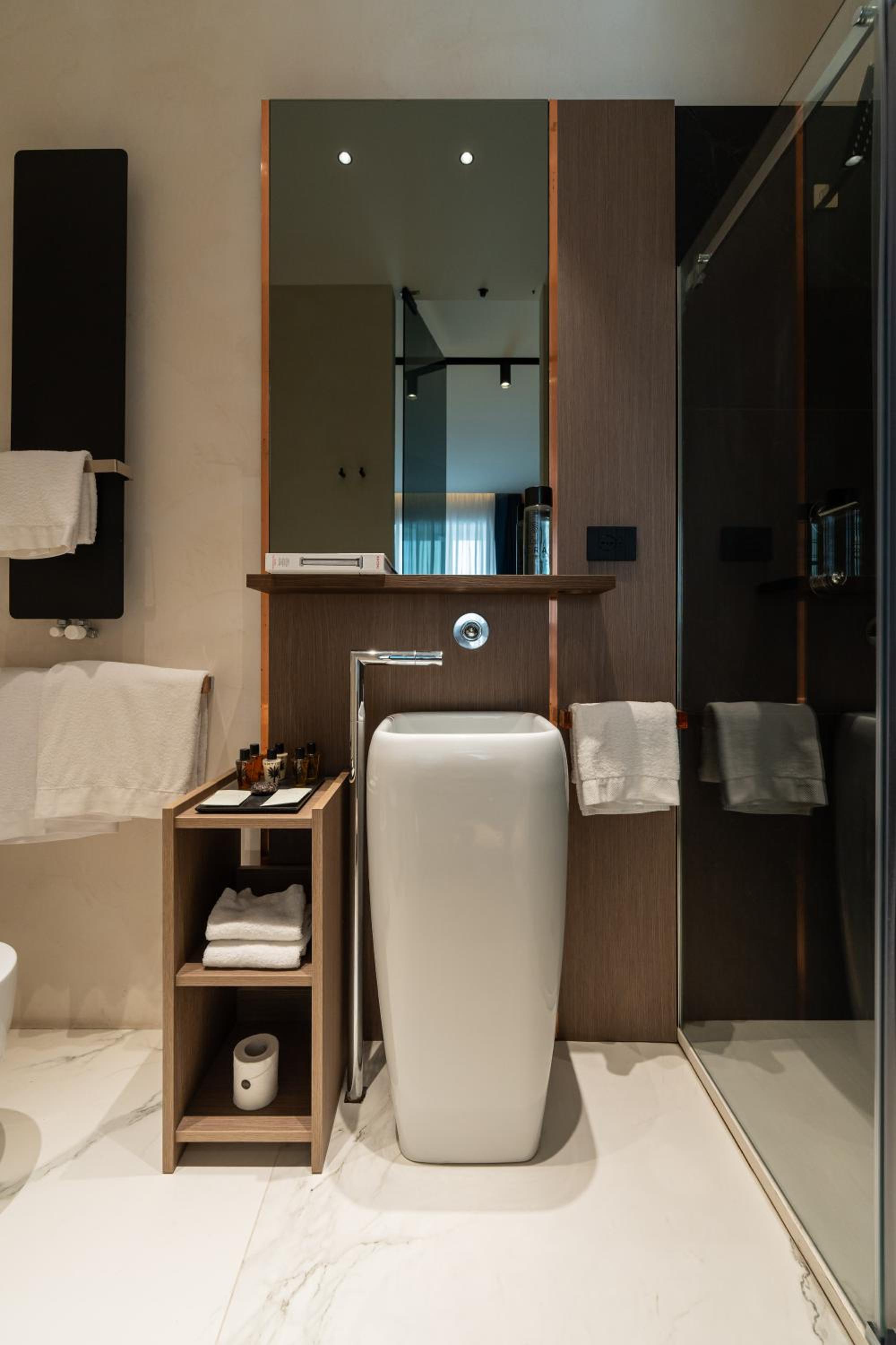 Agra Suites