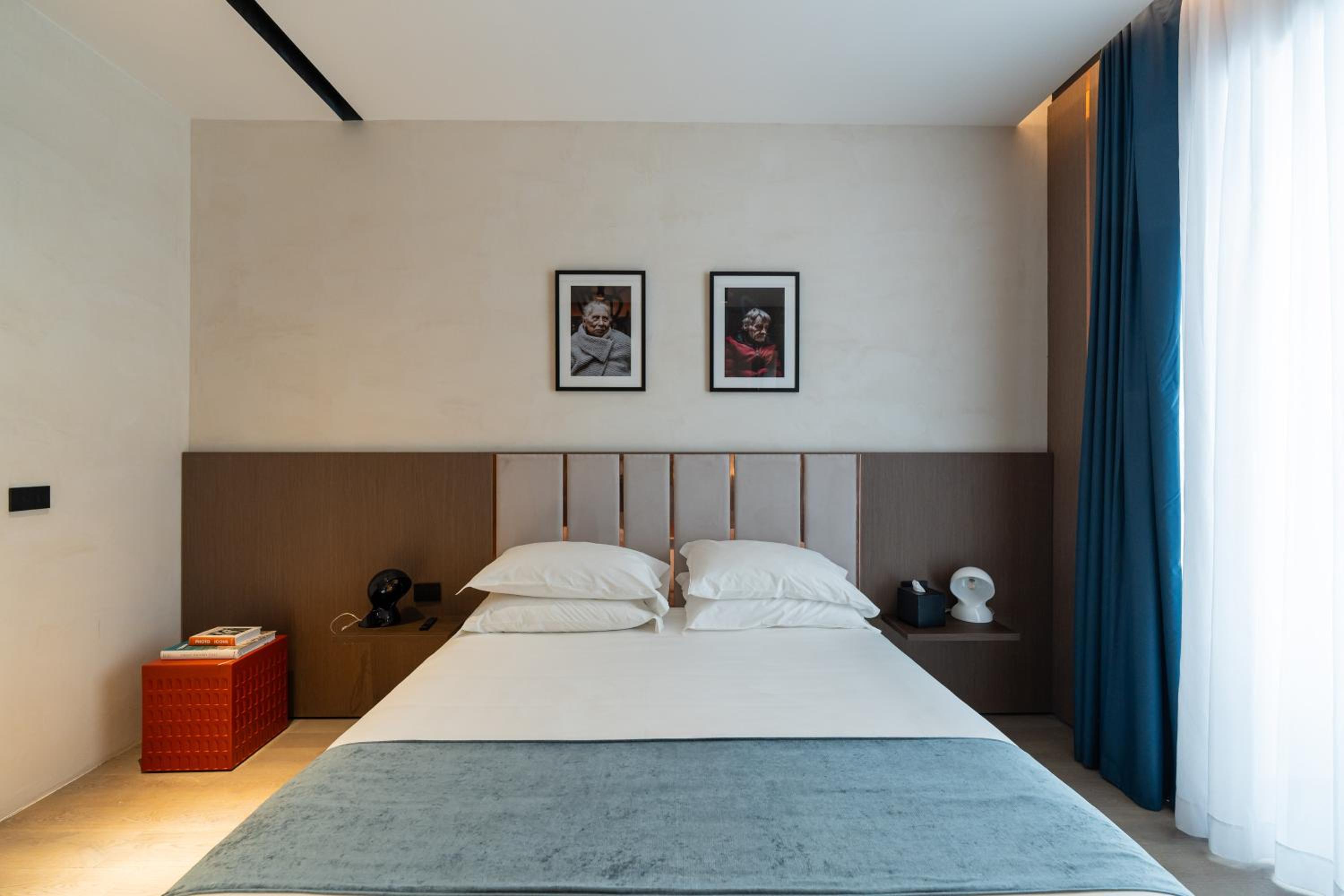Agra Suites
