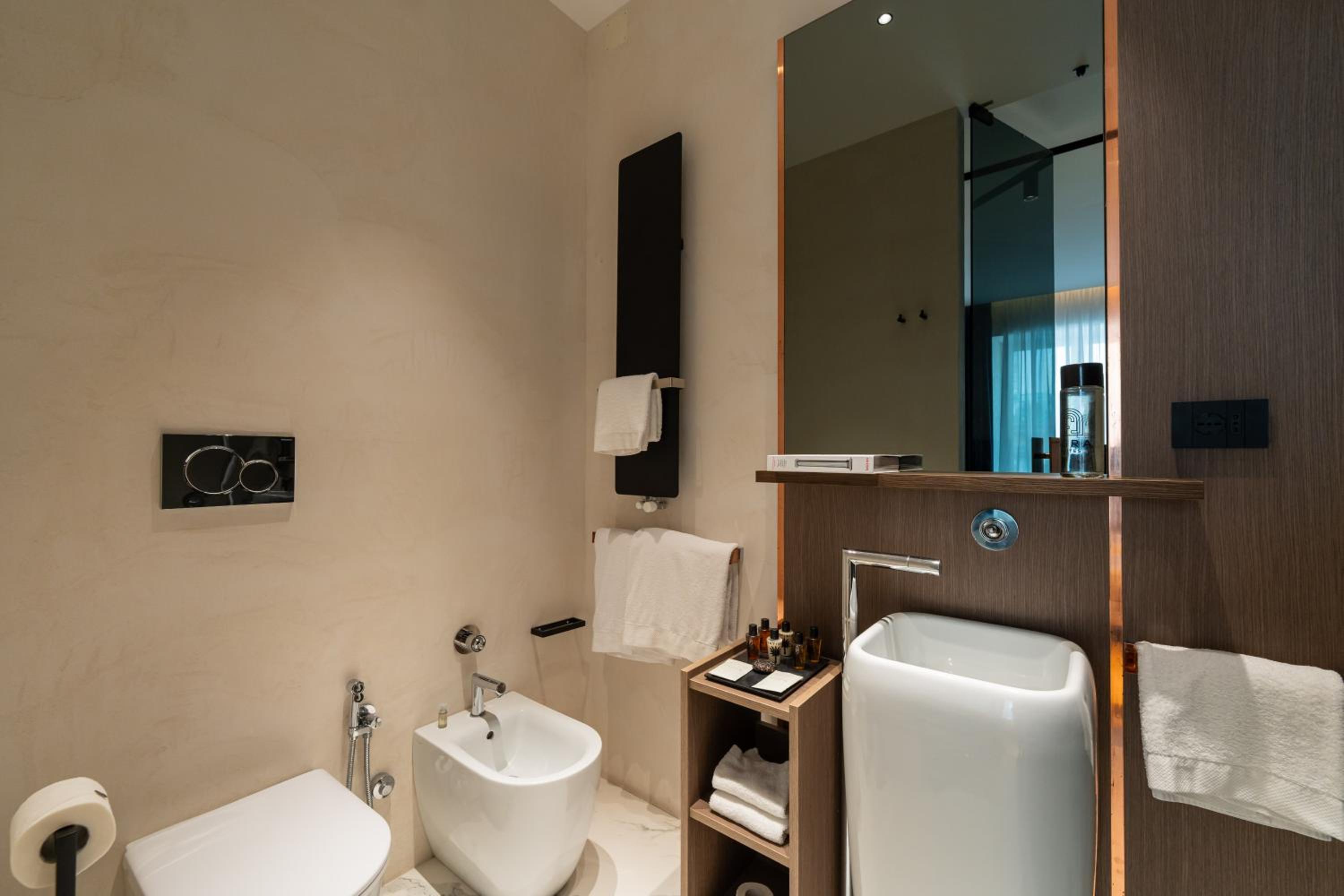 Agra Suites