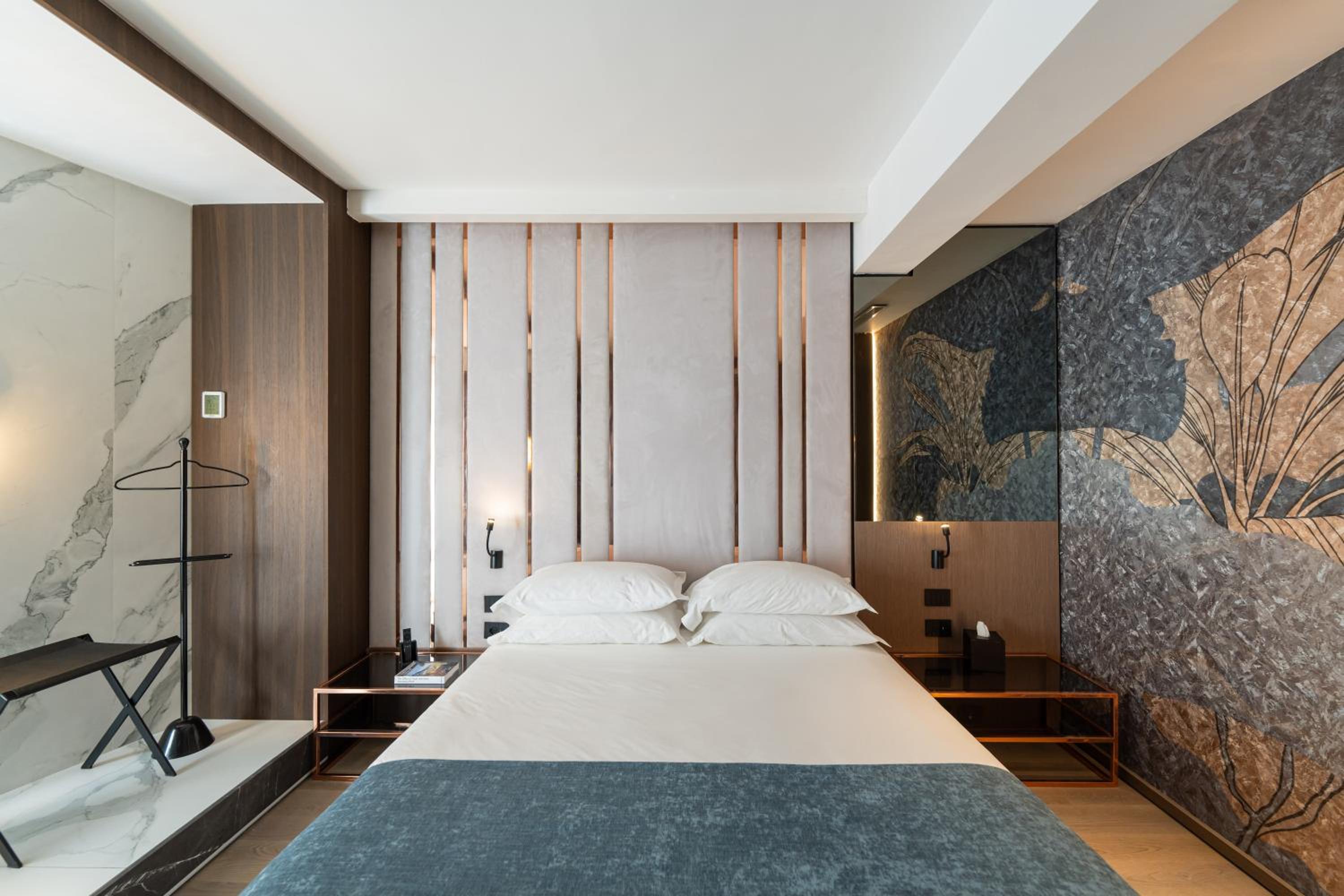 Agra Suites