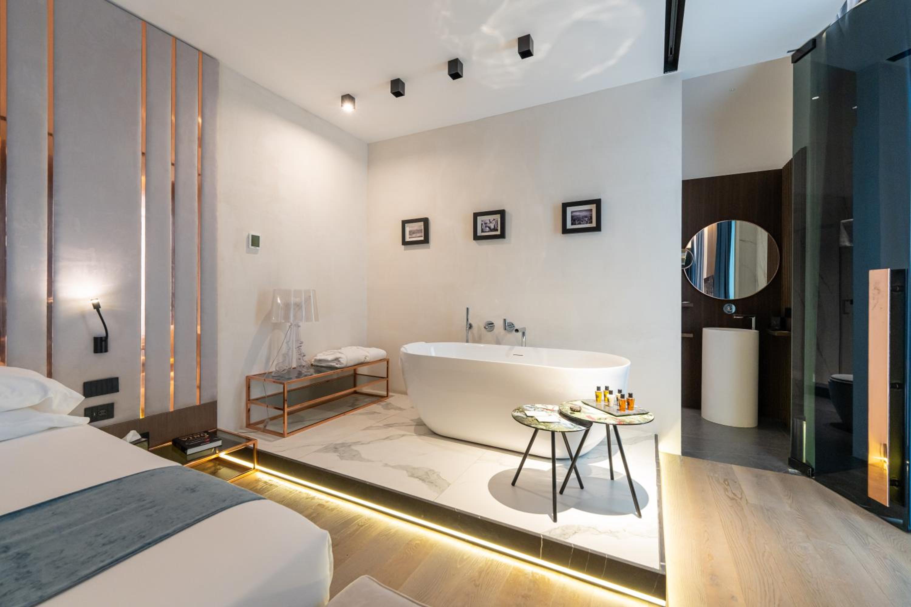 Agra Suites