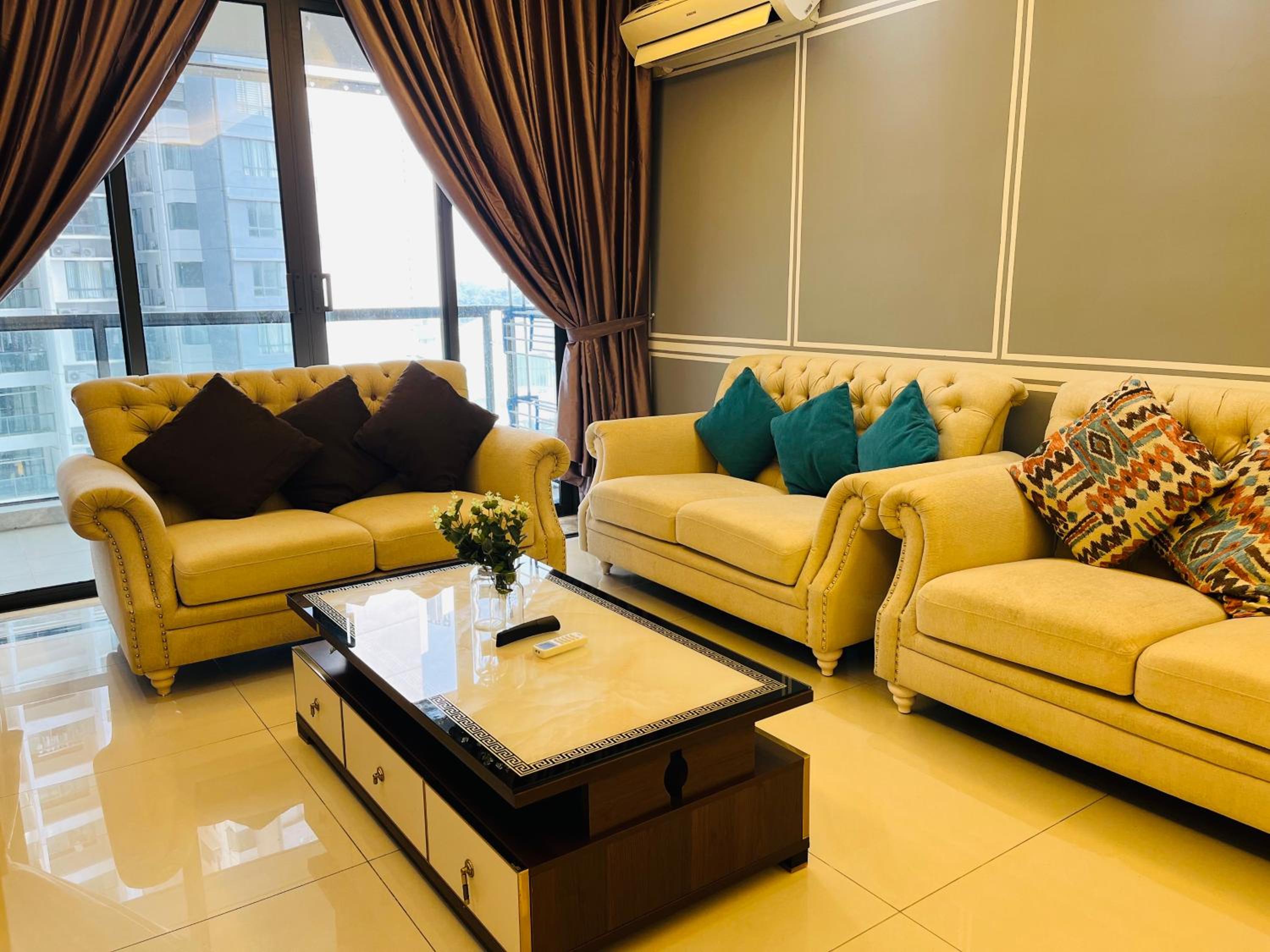 Pleasant and Cozy 3BR Suit @ R&F Mall Johor Bahru