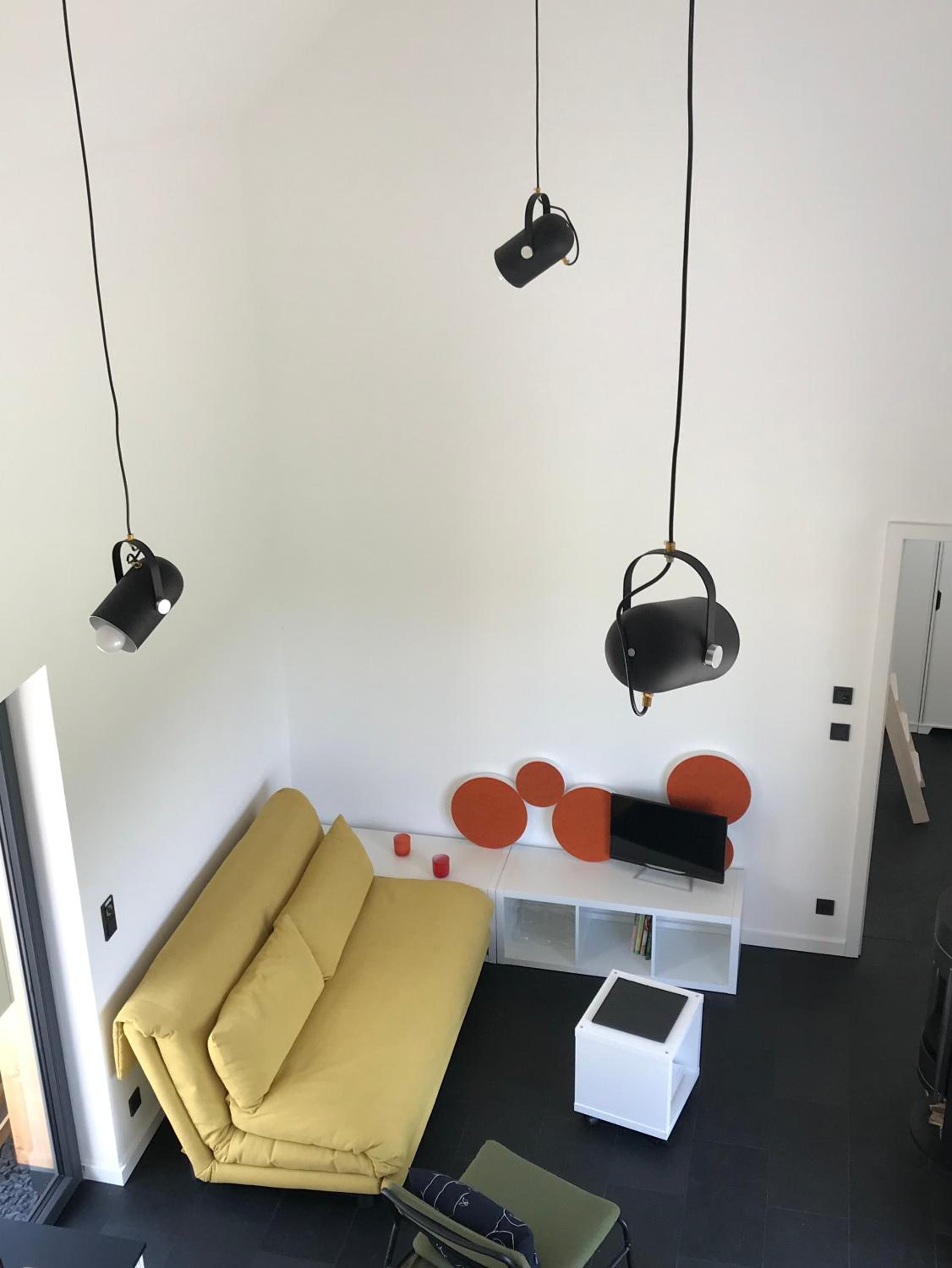 Modernes, ökologisches Design Ferienhaus in der Eifel Vulkaneifel I 2 Schlafzimmer, Sauna, Yoga & Kaminofen, schnelles WLAN & Arbeitsplatz