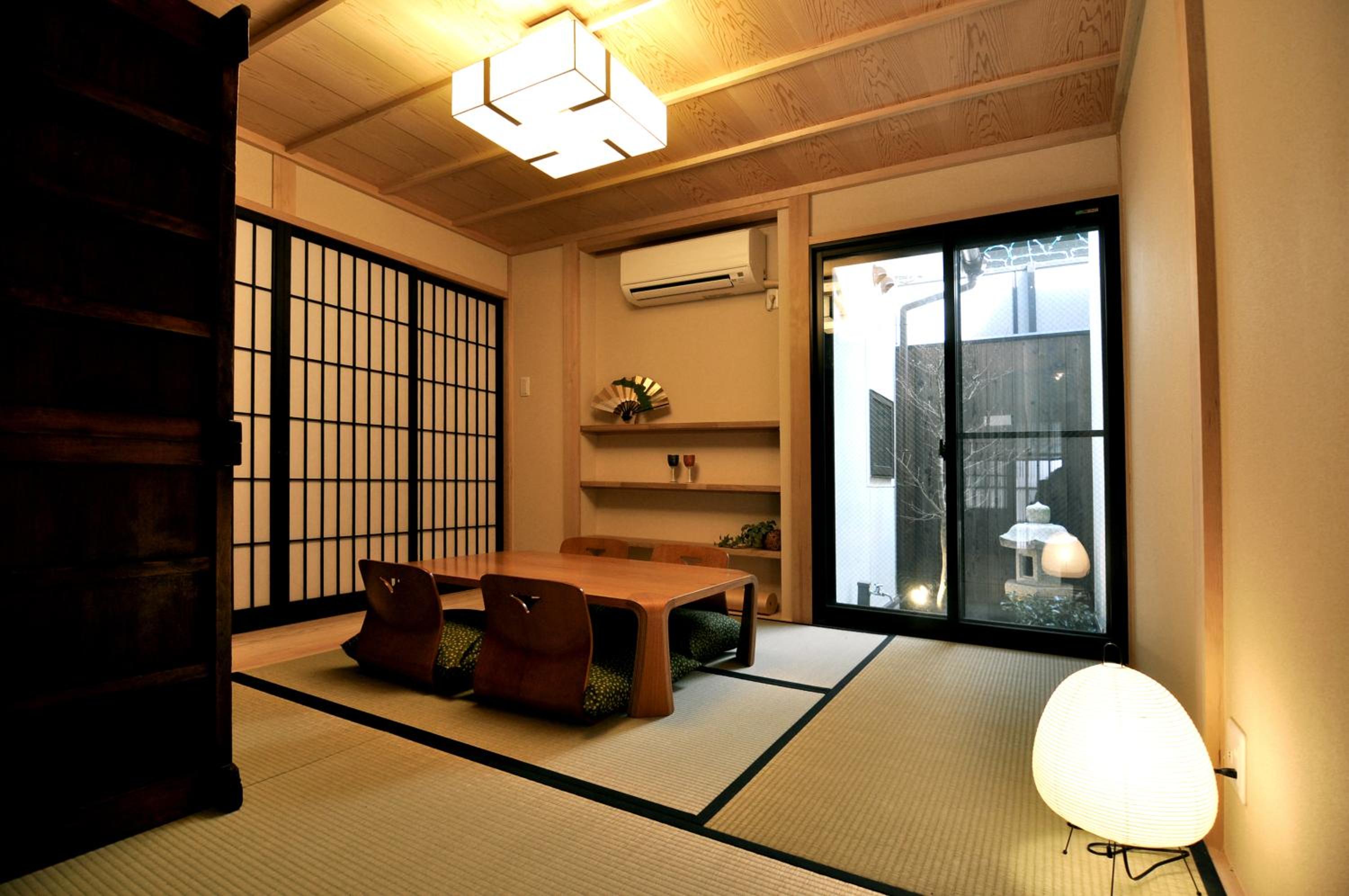 Wakakusa-An Private Machiya near JR Nijo Station view 3