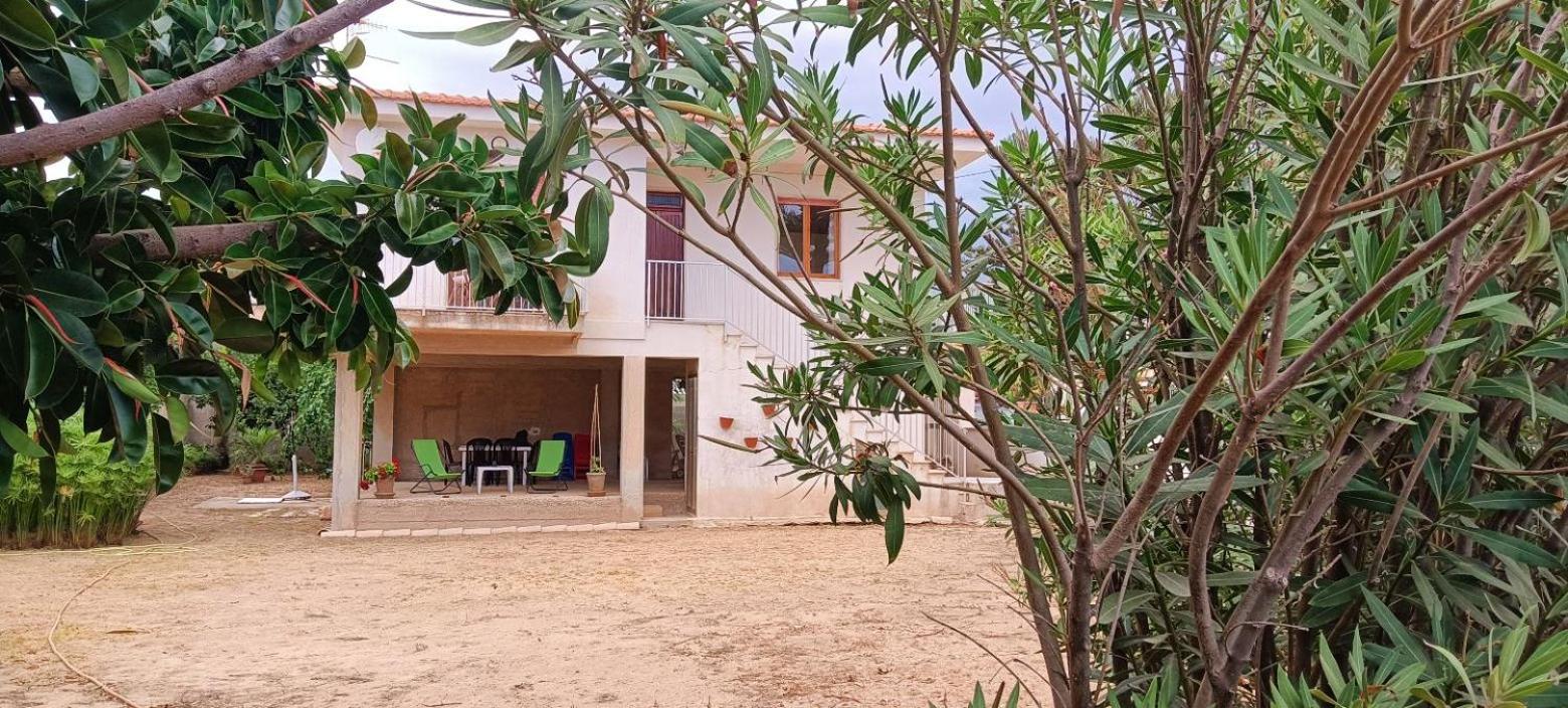 Casa Panarea - Villetta indipendente sul mare