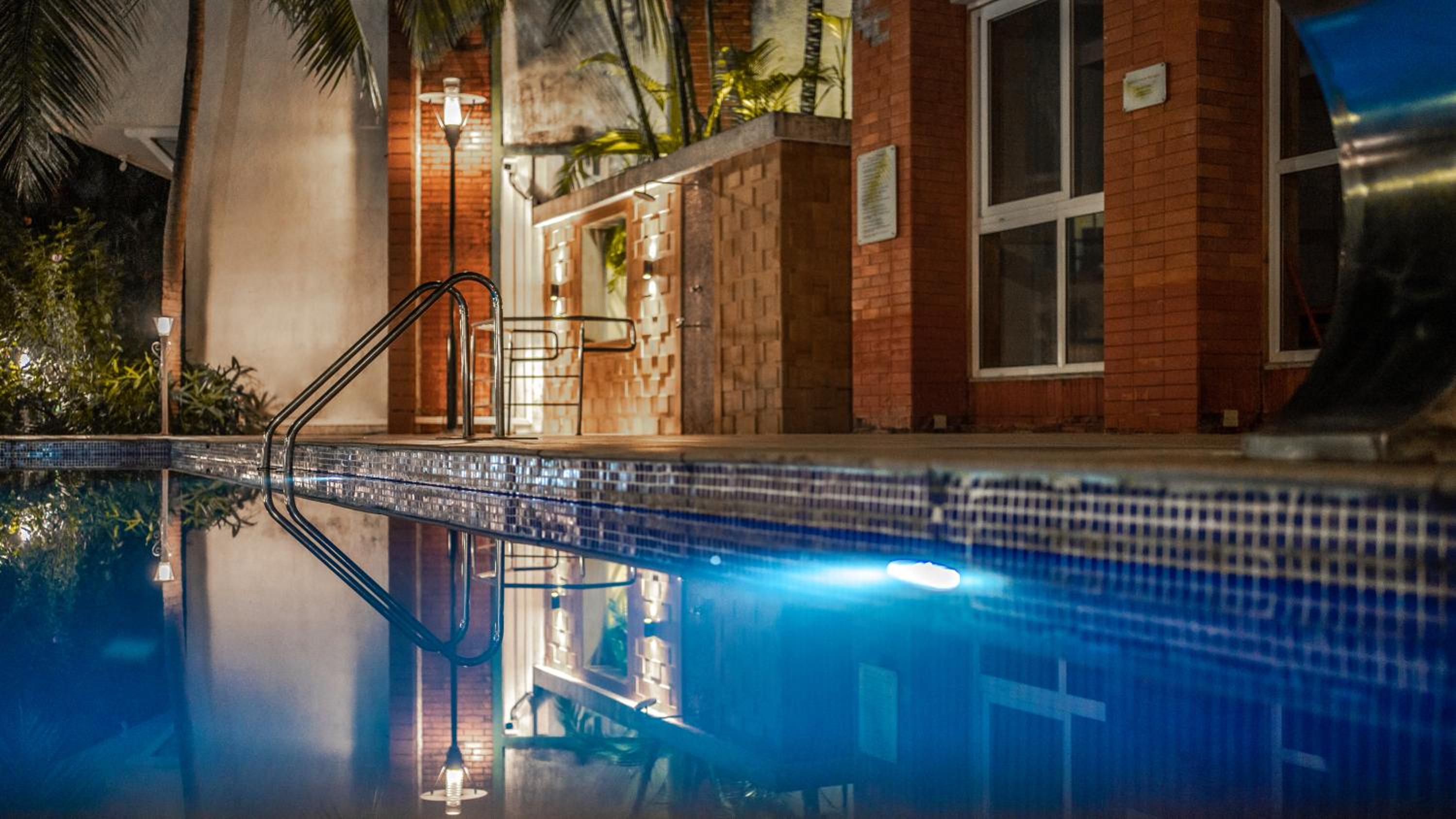 Royale Holiday Villa - 4BHK JAQK Holidays