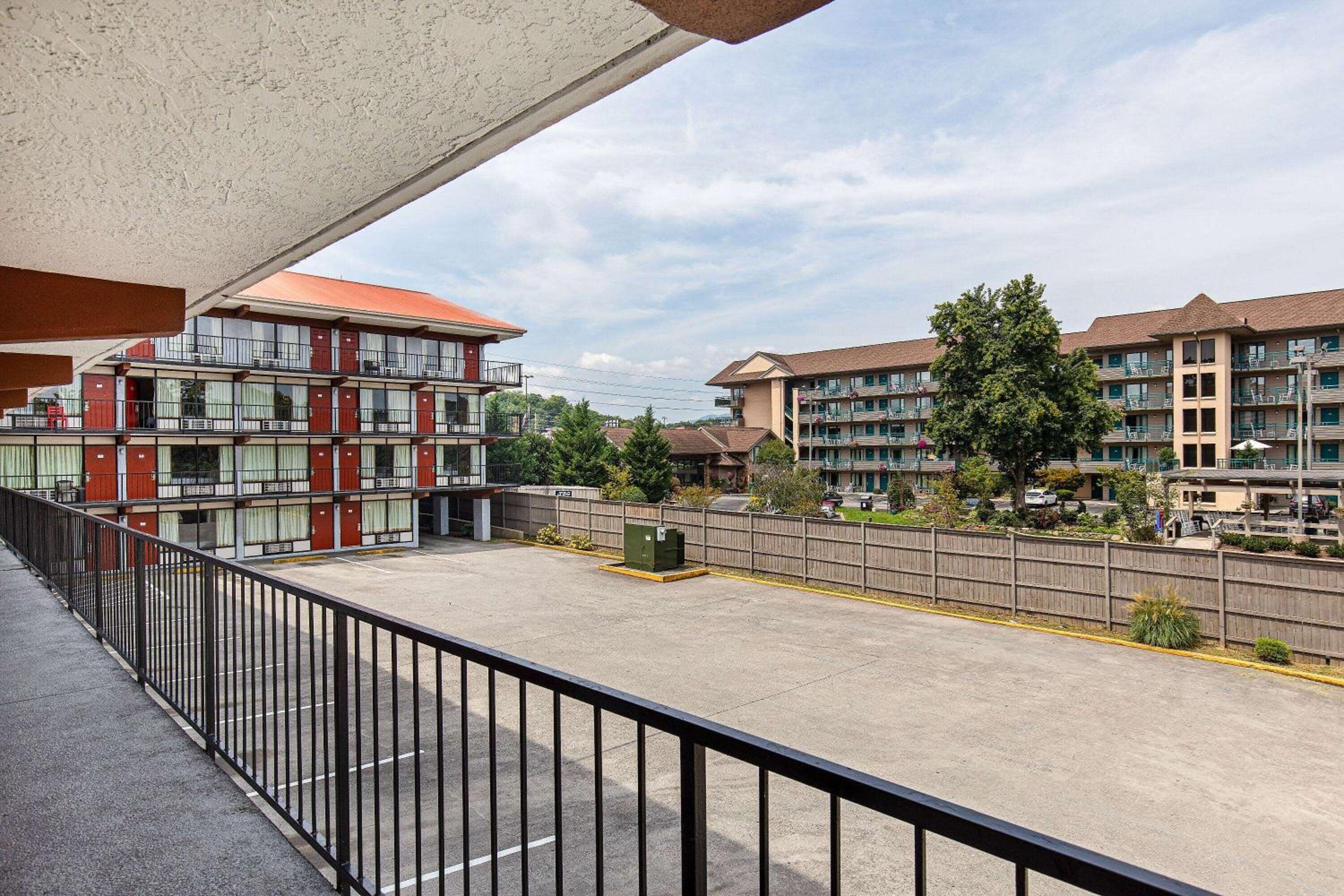 Americana Inn a Travelodge by Wyndham