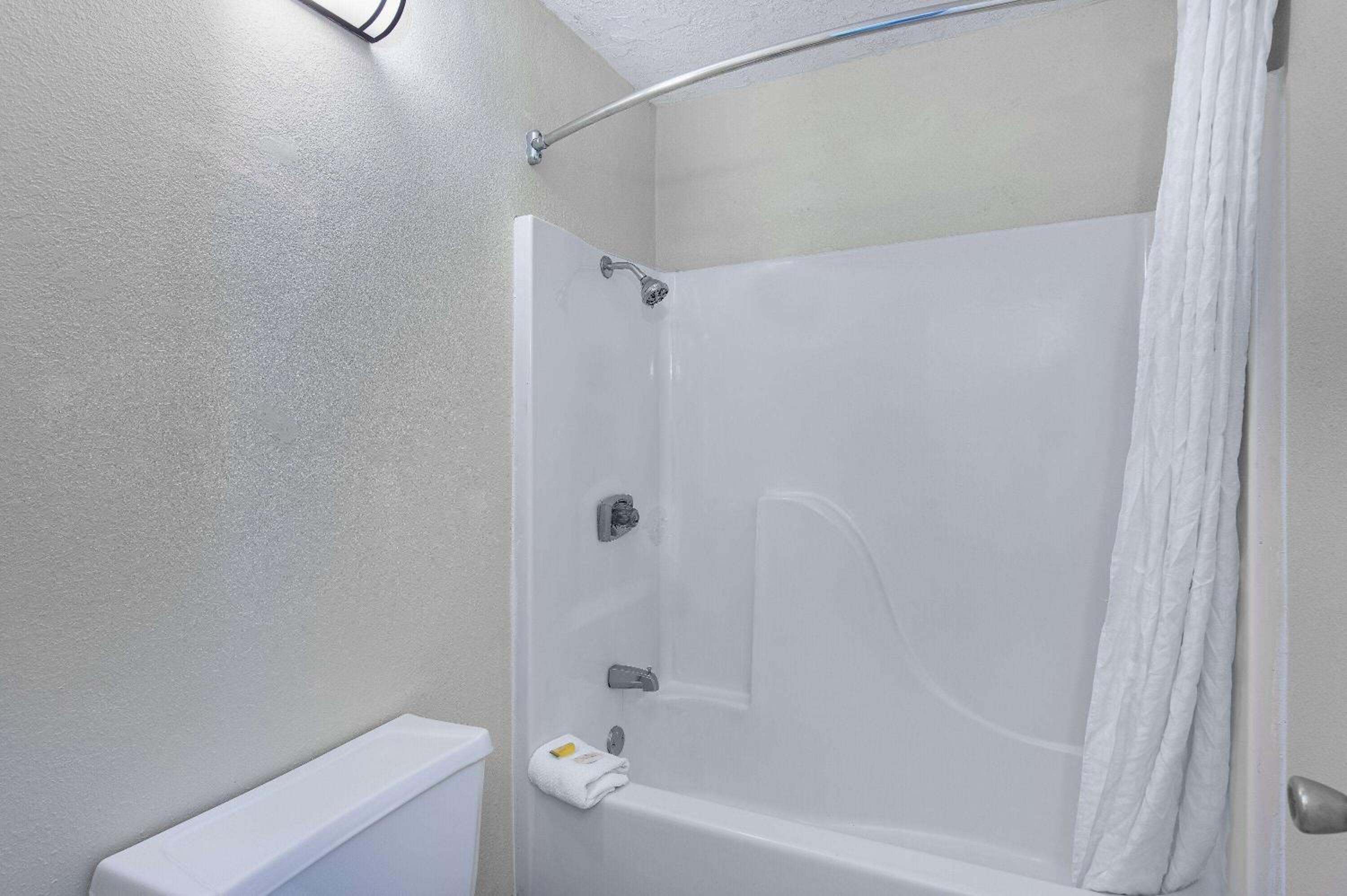 Americana Inn a Travelodge by Wyndham