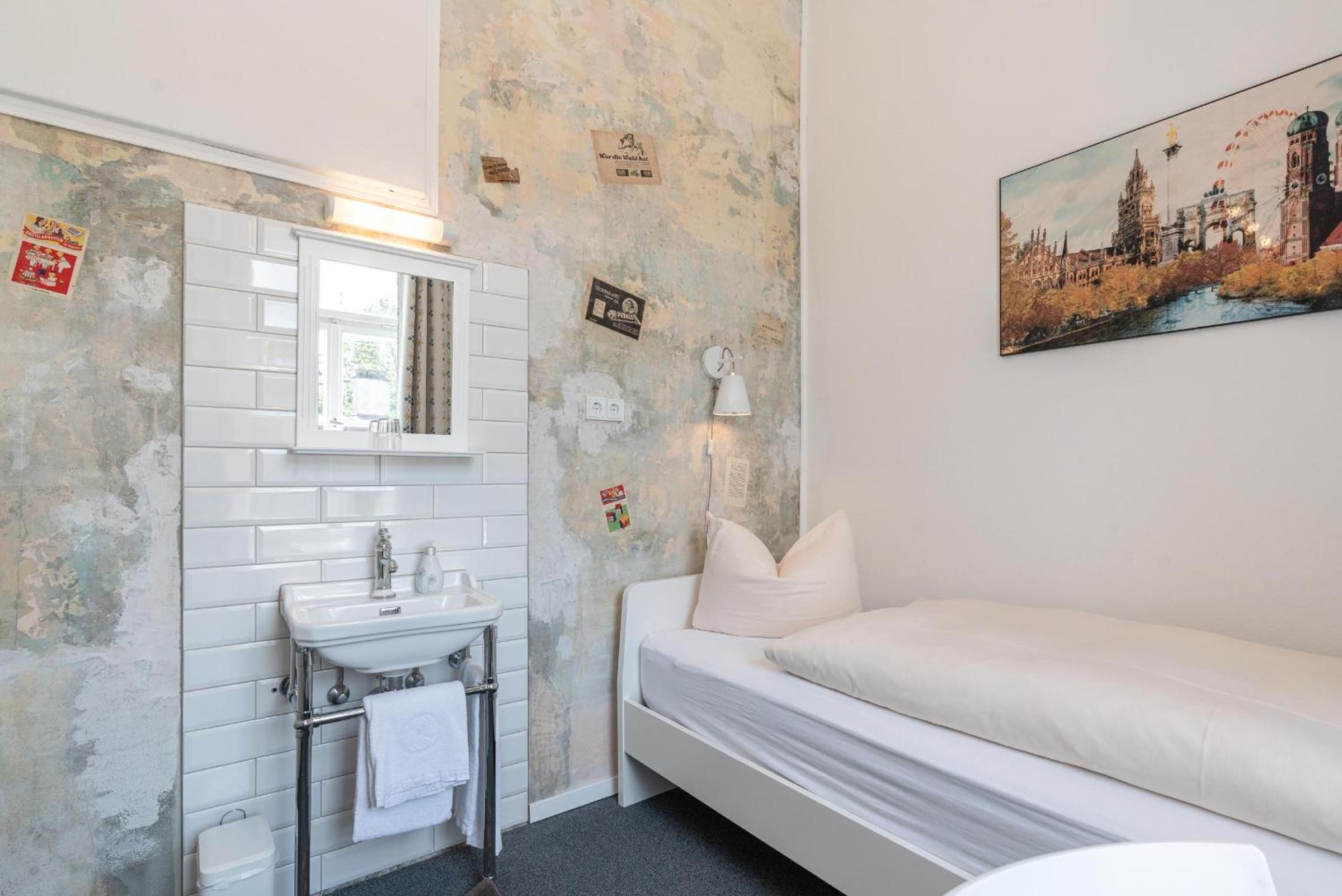 Hotel-Pension am Siegestor - Image 5