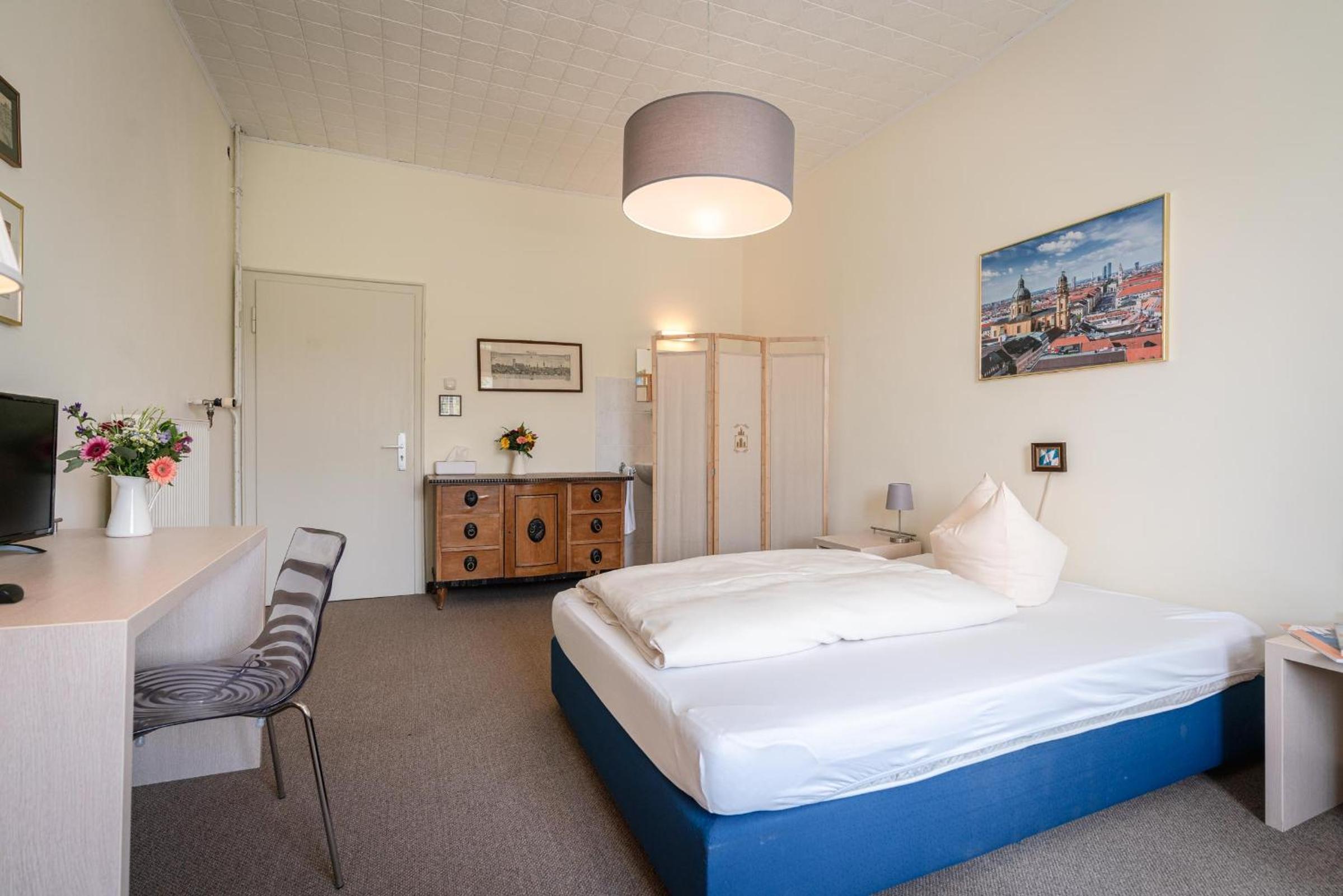 Hotel-Pension am Siegestor - Image 2